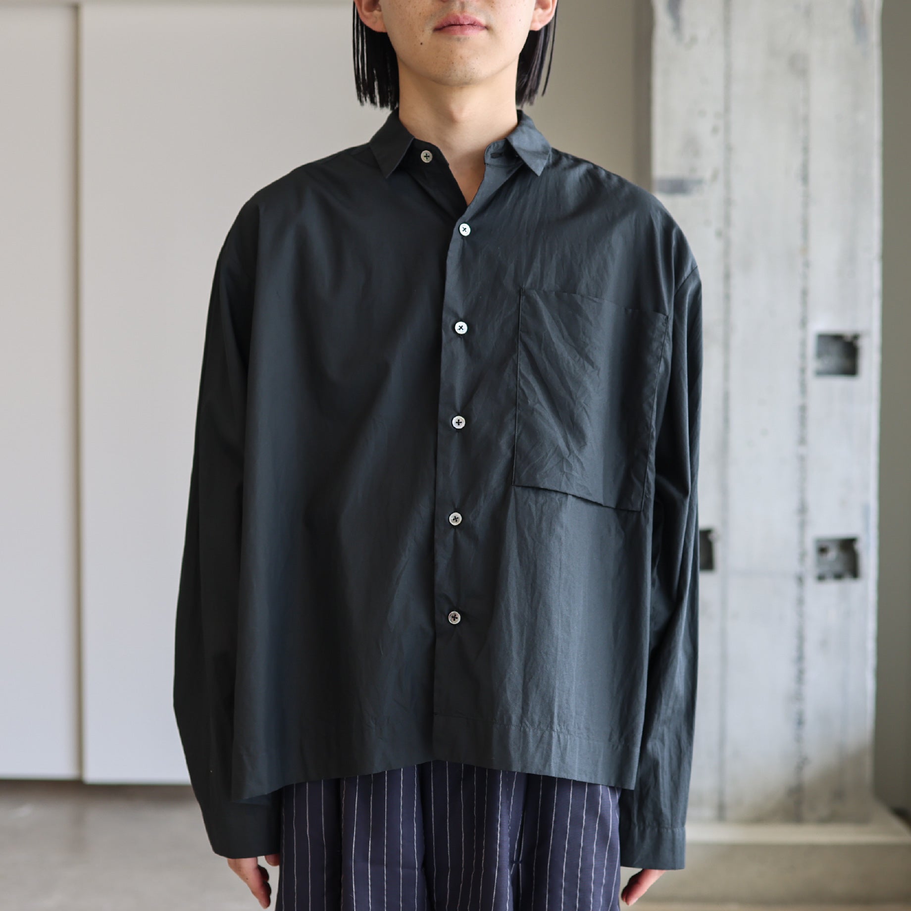 MODERN SHIRT(BLACK)