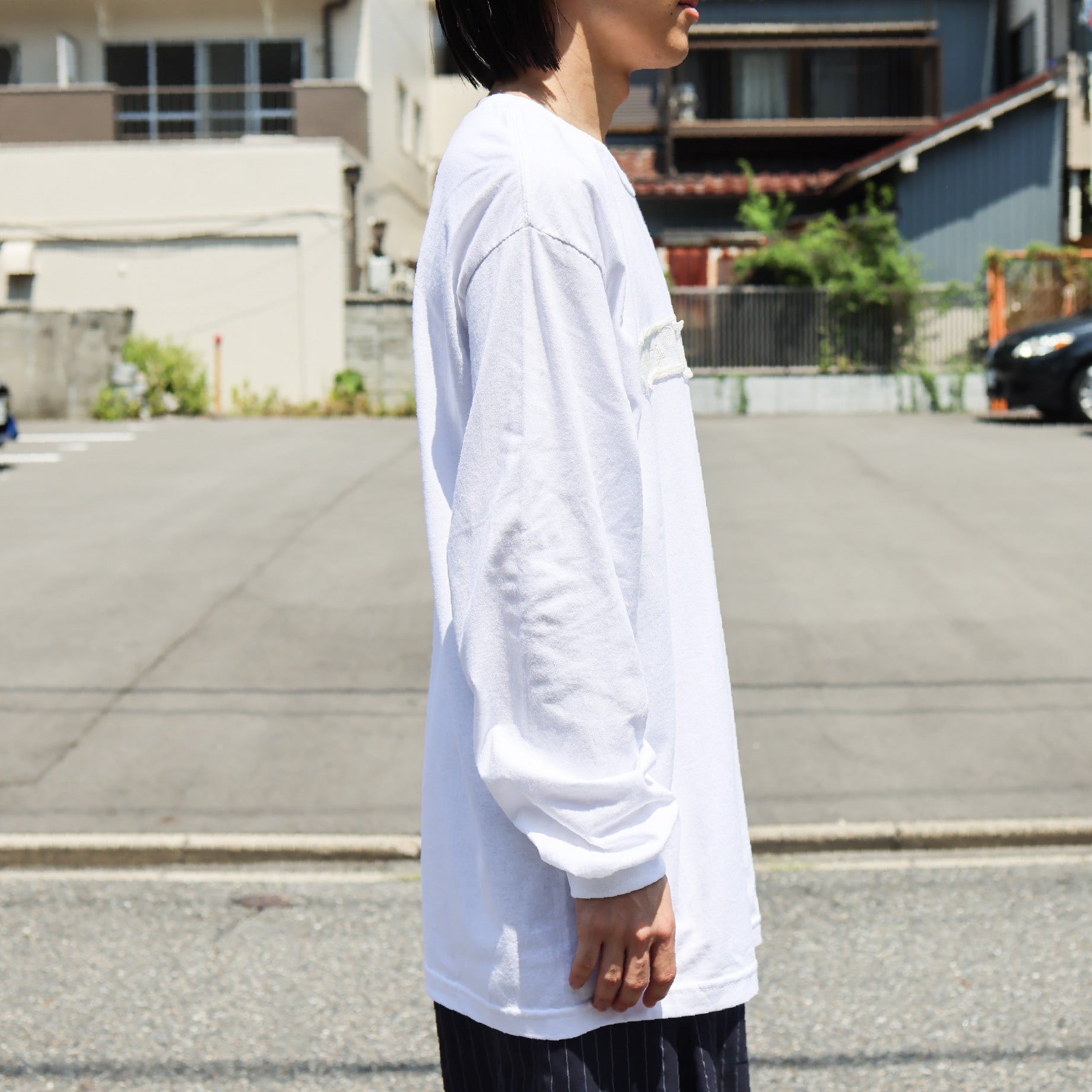 EMBROIDERY L/S TEE(WHITE×IVORY)