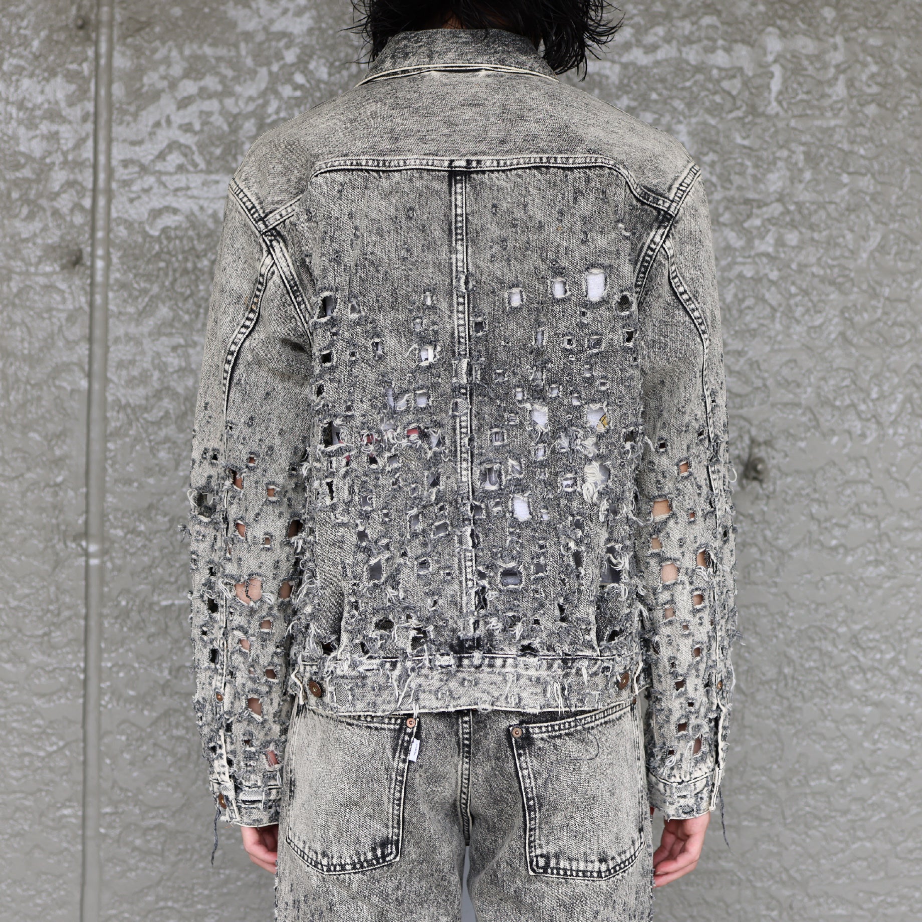CRASHED BLACK MODERN DENIM JACKET(FADED BLACK)