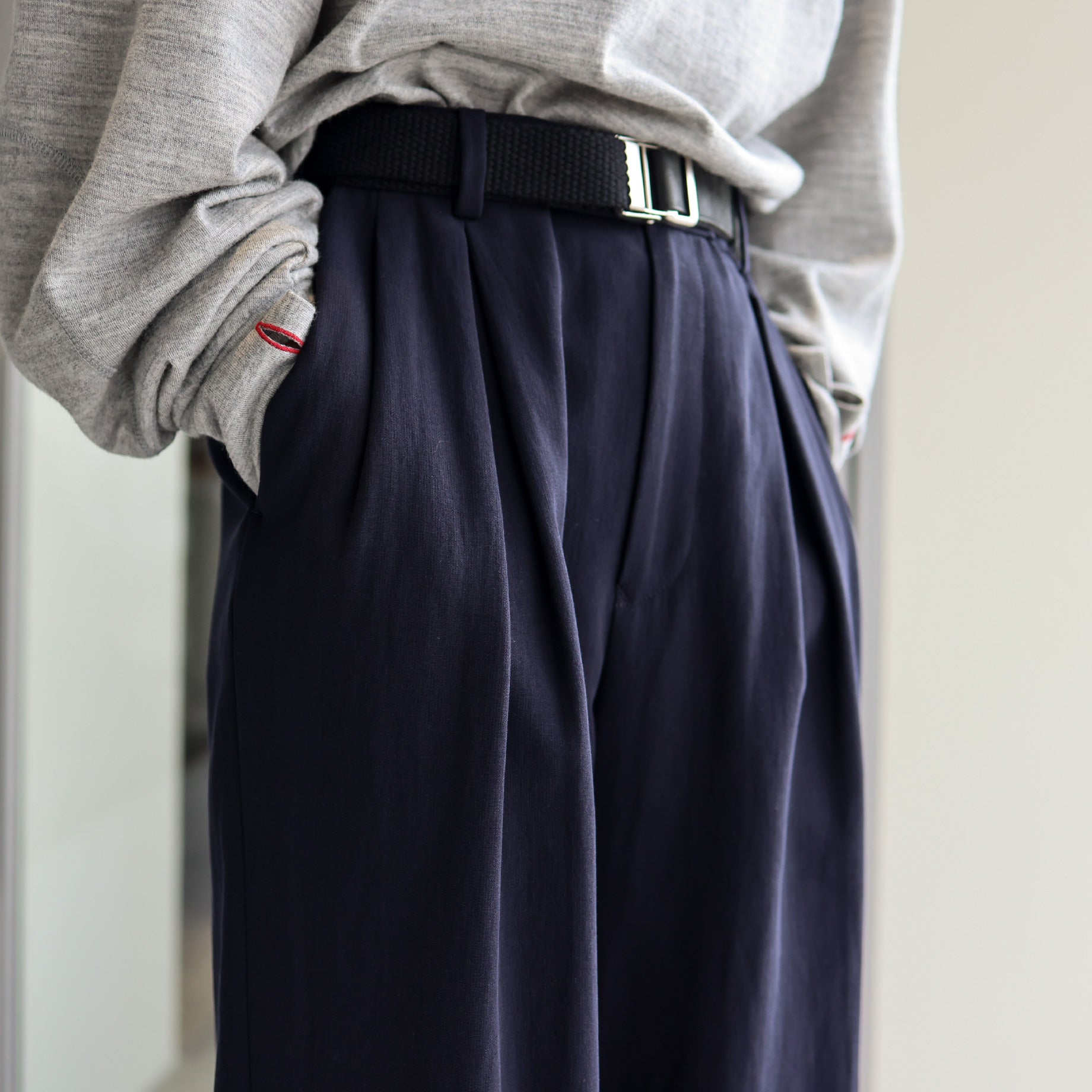 INVERTED PLEATS PANTS(D.NAVY)