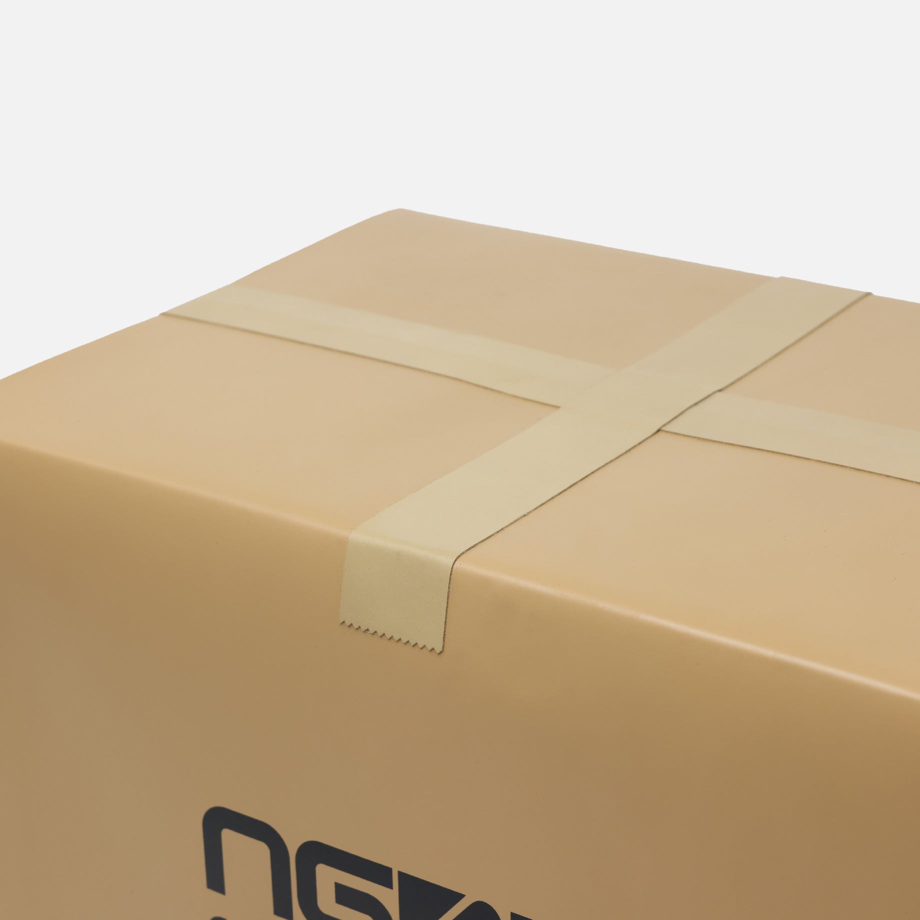 NGAP LEATHER CARDBOARD BOX CUSHION CHAIR(LARGE)
