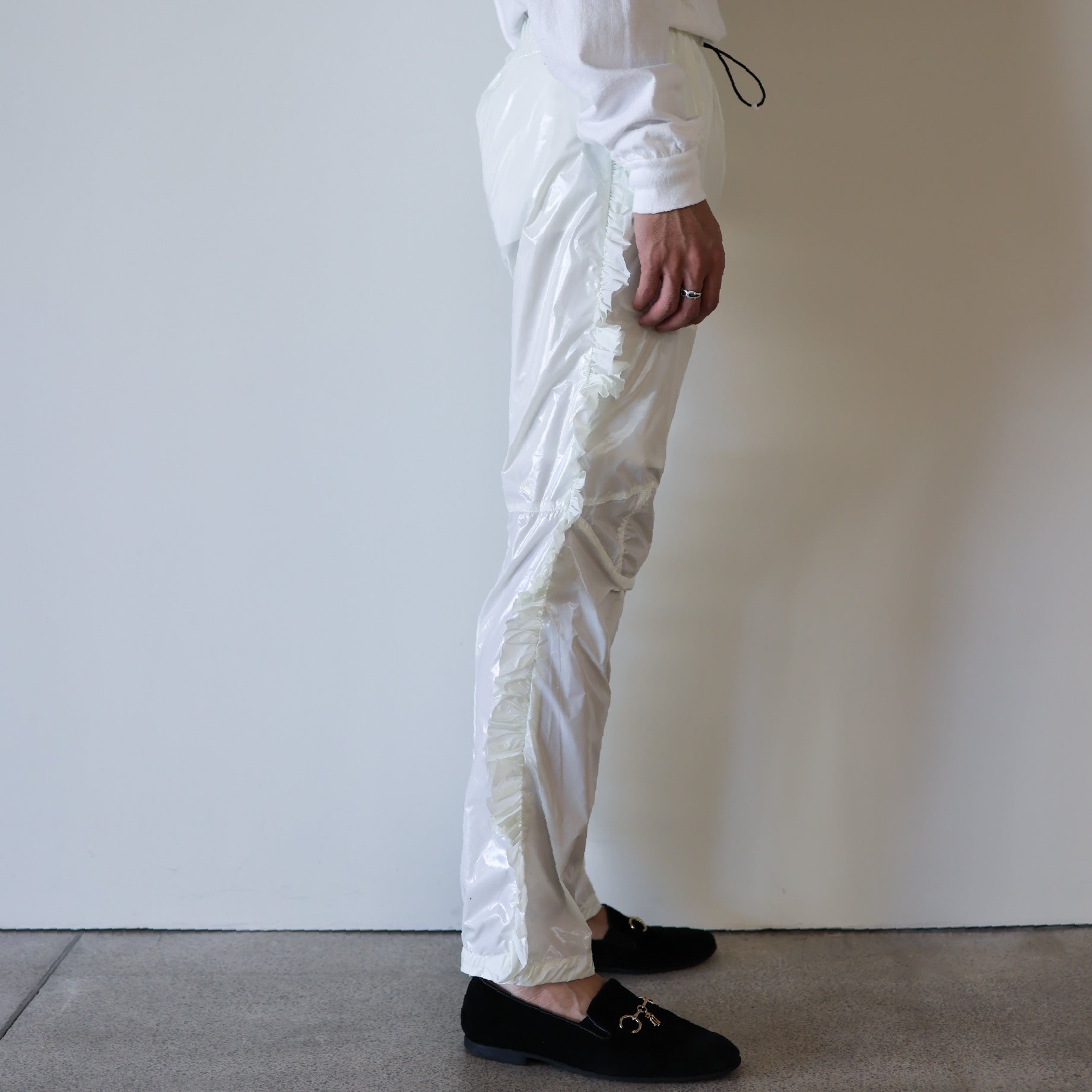 DANCING TRACK PANTS(WHITE)