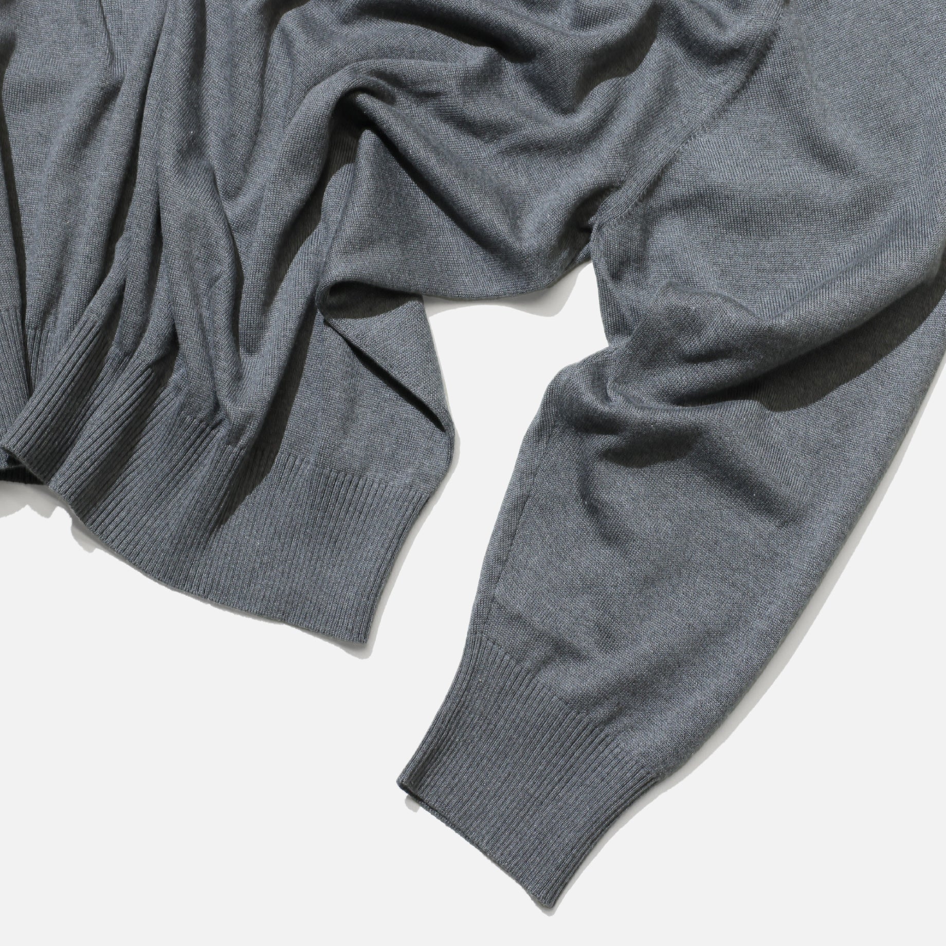 TURTLE NECK KNIT （D.GRAY）