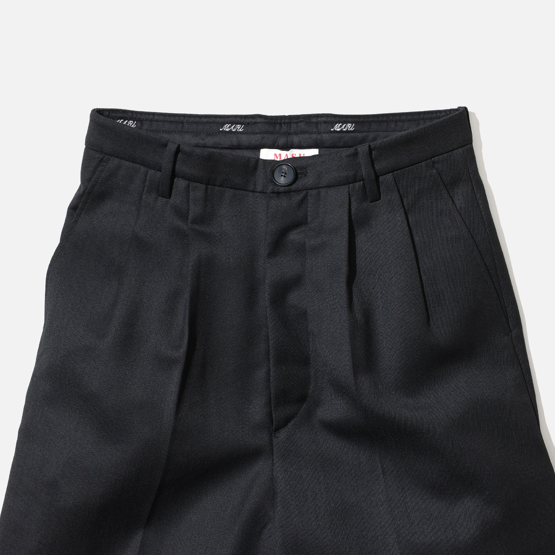 TUCKED WIDE TROUSERS（BLACK）