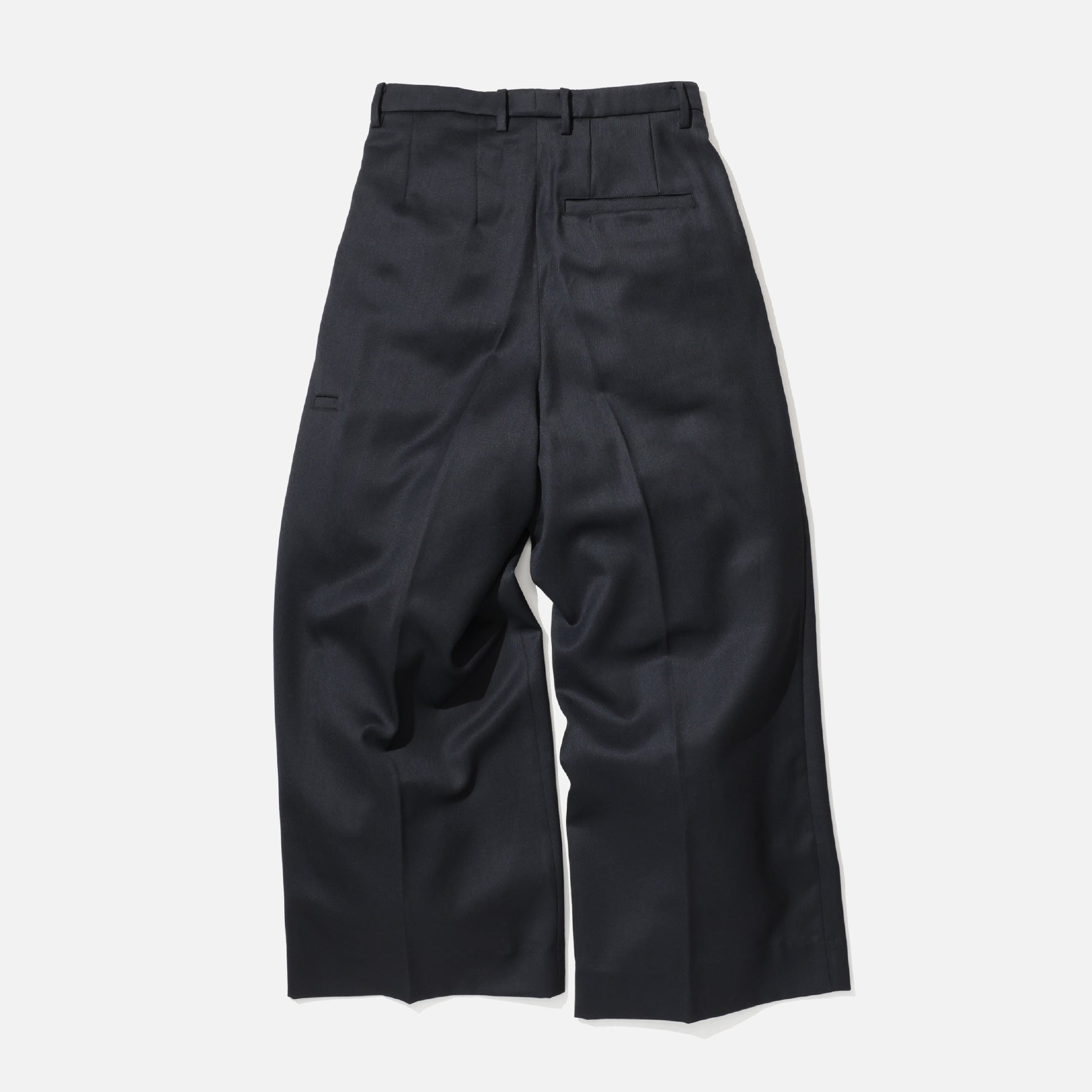 TUCKED WIDE TROUSERS（BLACK）