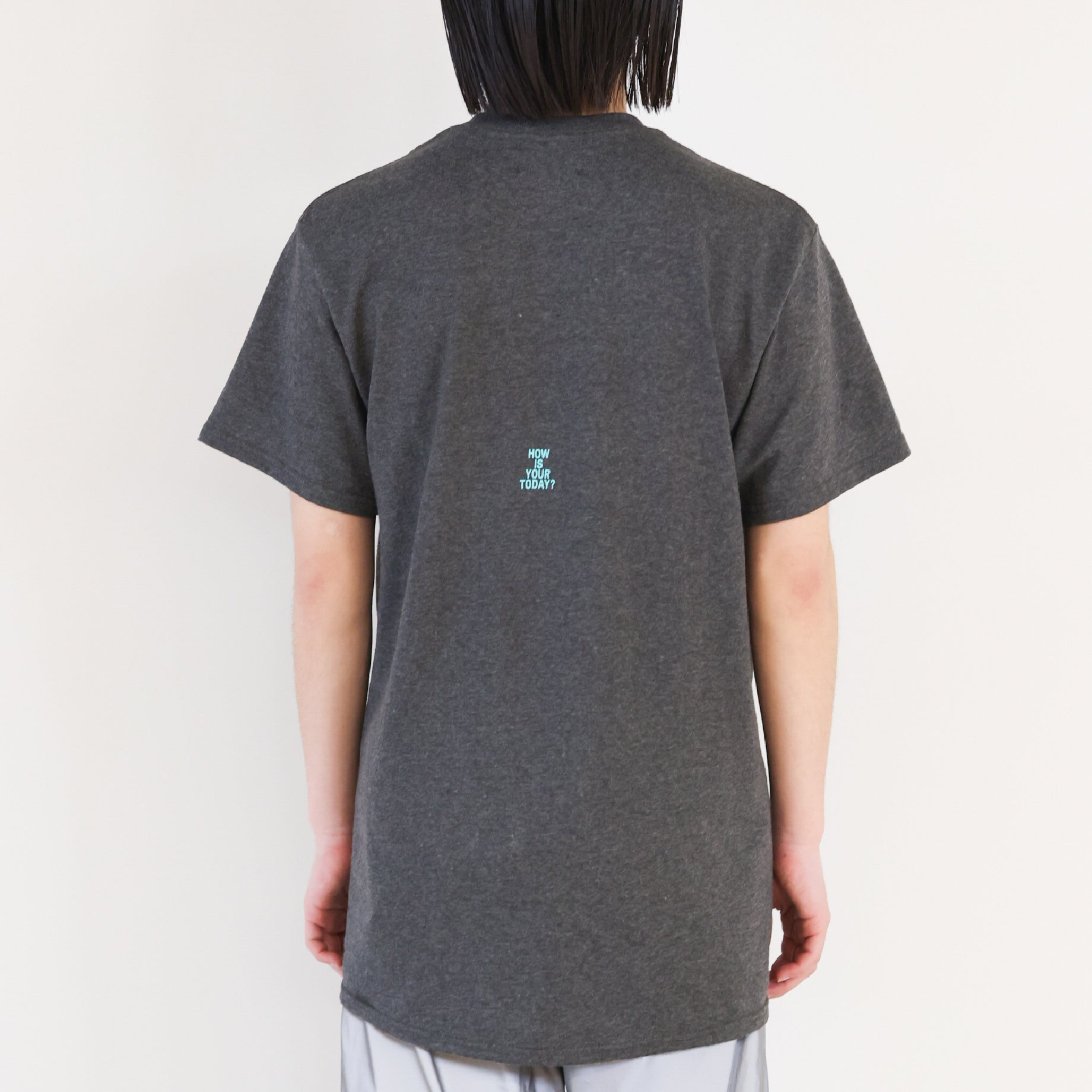 FLUX SS TEE（CHARCOAL.H）