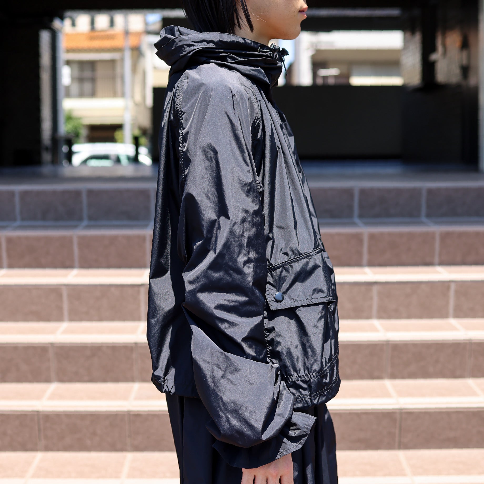 NYLON HOODED JACKET（BLACK）