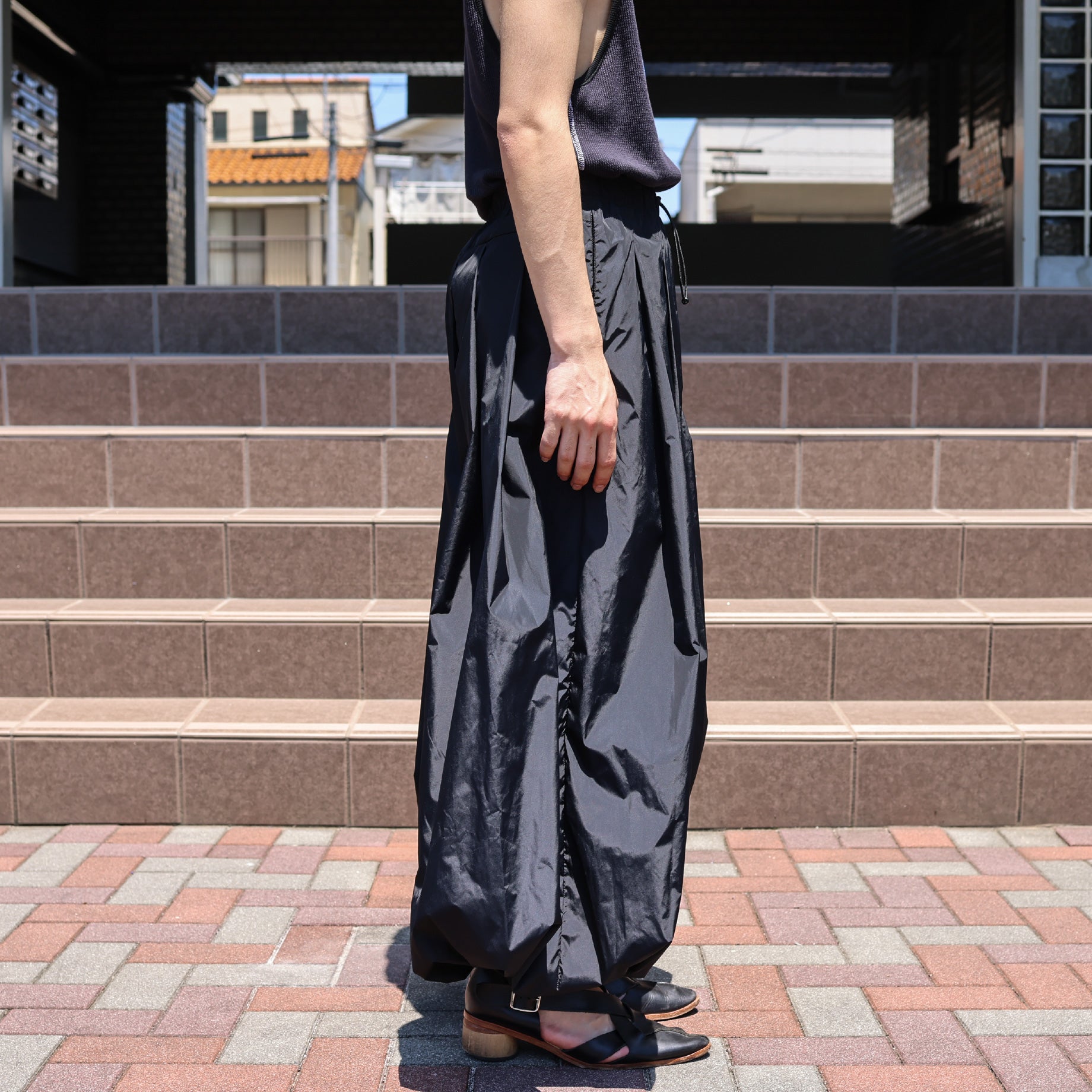 NYLON BALLOON PANTS（BLACK） – UNEVEN HUB STORE｜想像を超える、人