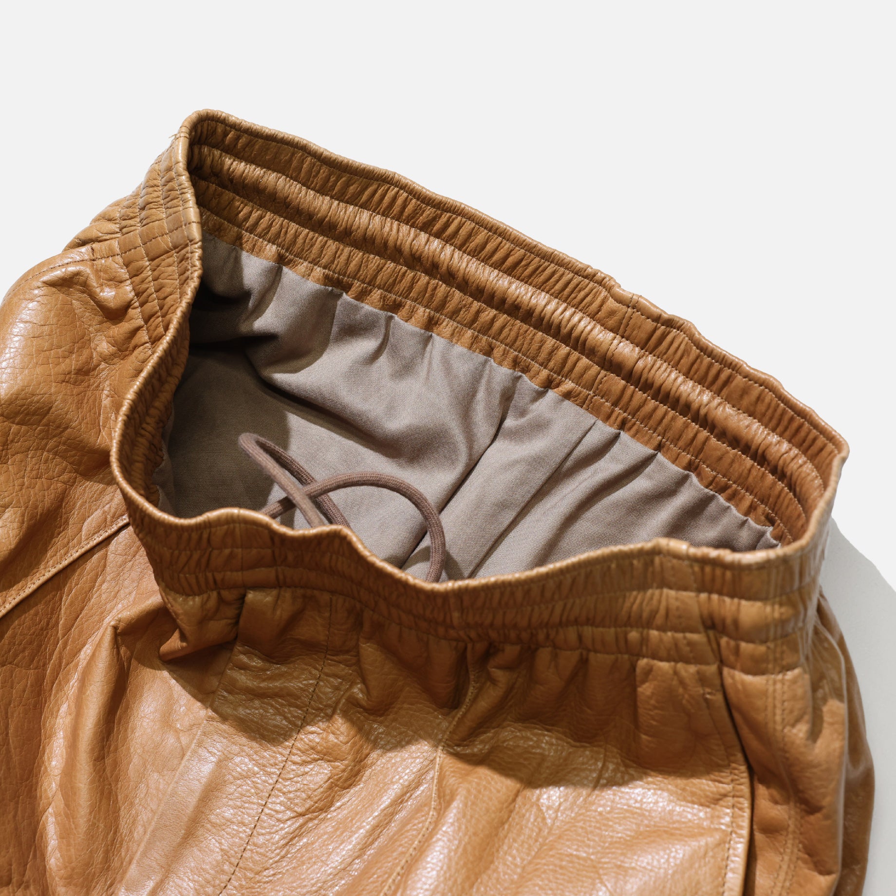 LEATHER PANTS（BROWN）