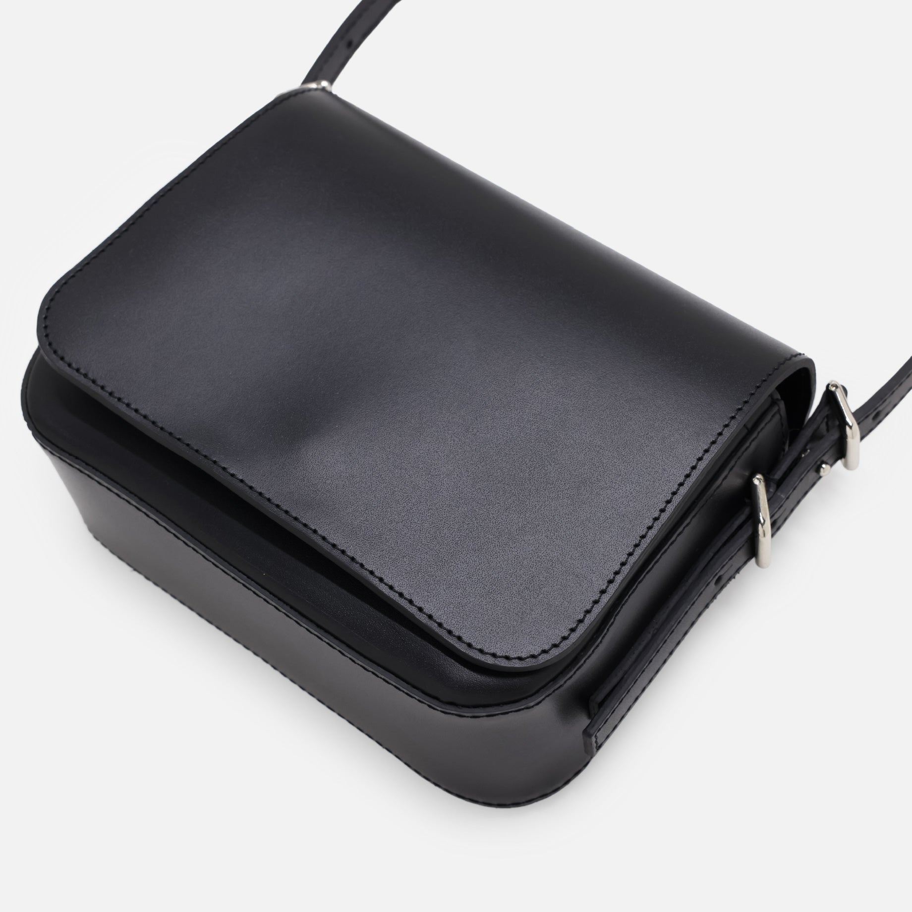 LEATHER BAG（BLACK）