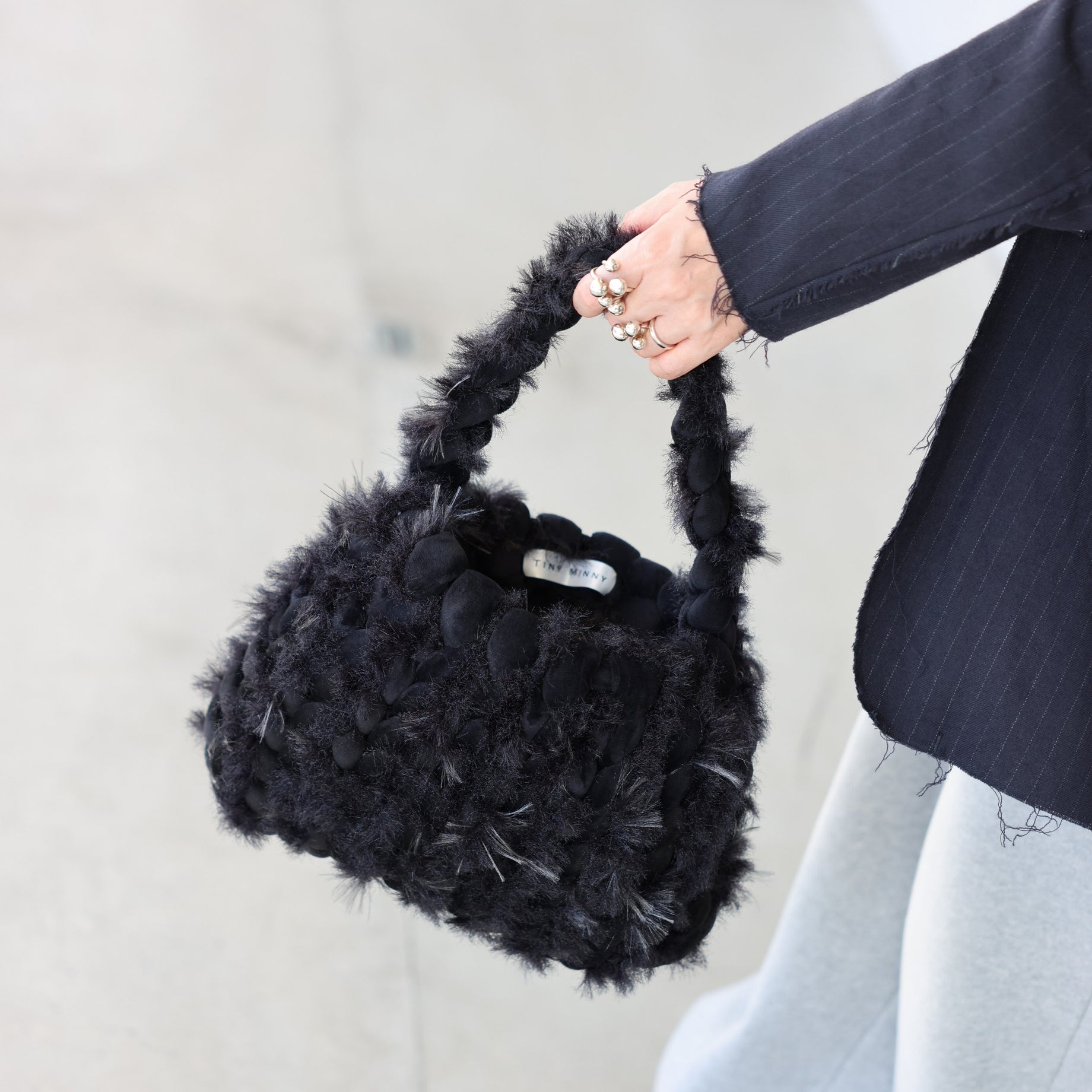 MOKE BAG - L （BLACK）