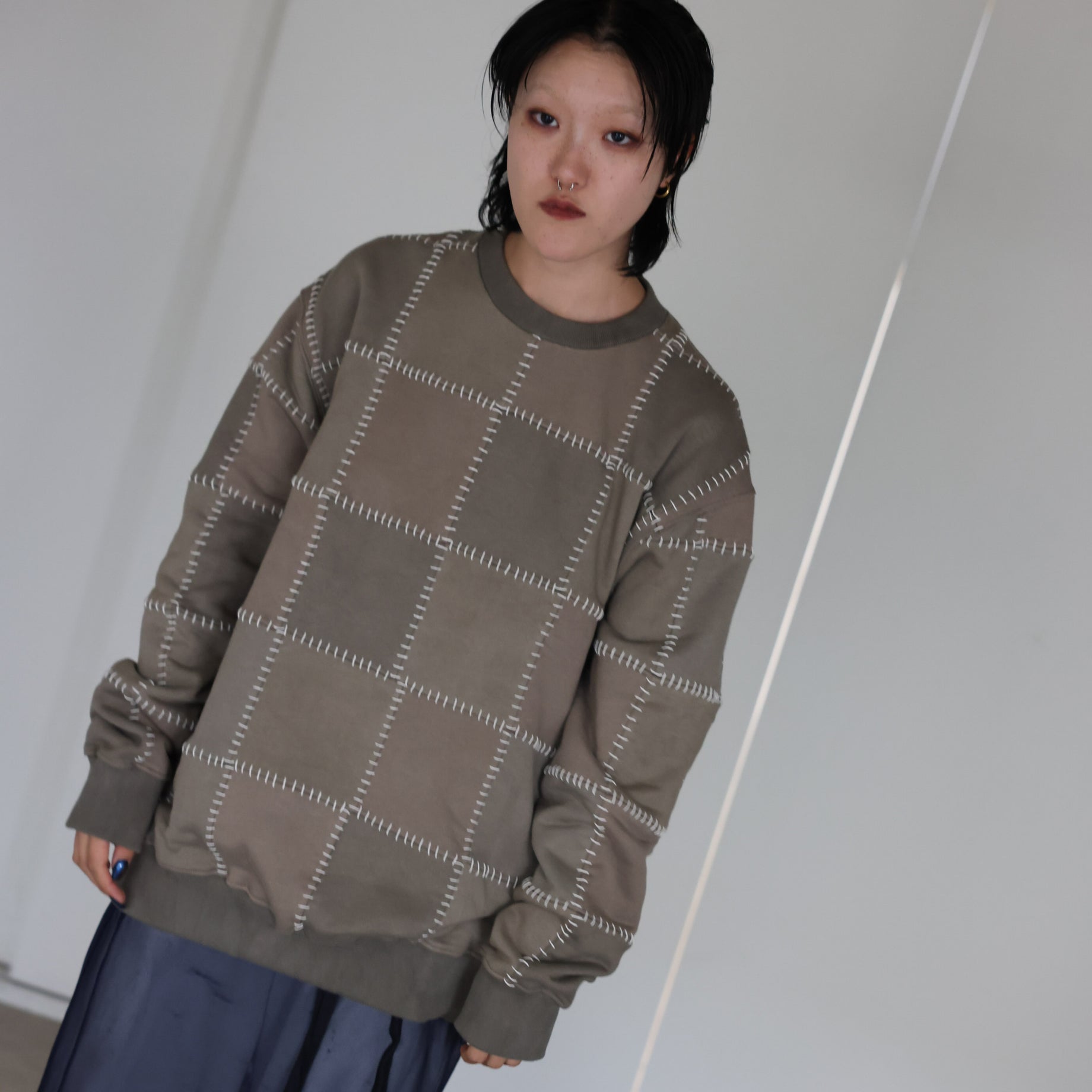 ARTISAN PATCH SWEATSHIRT（BROWN）