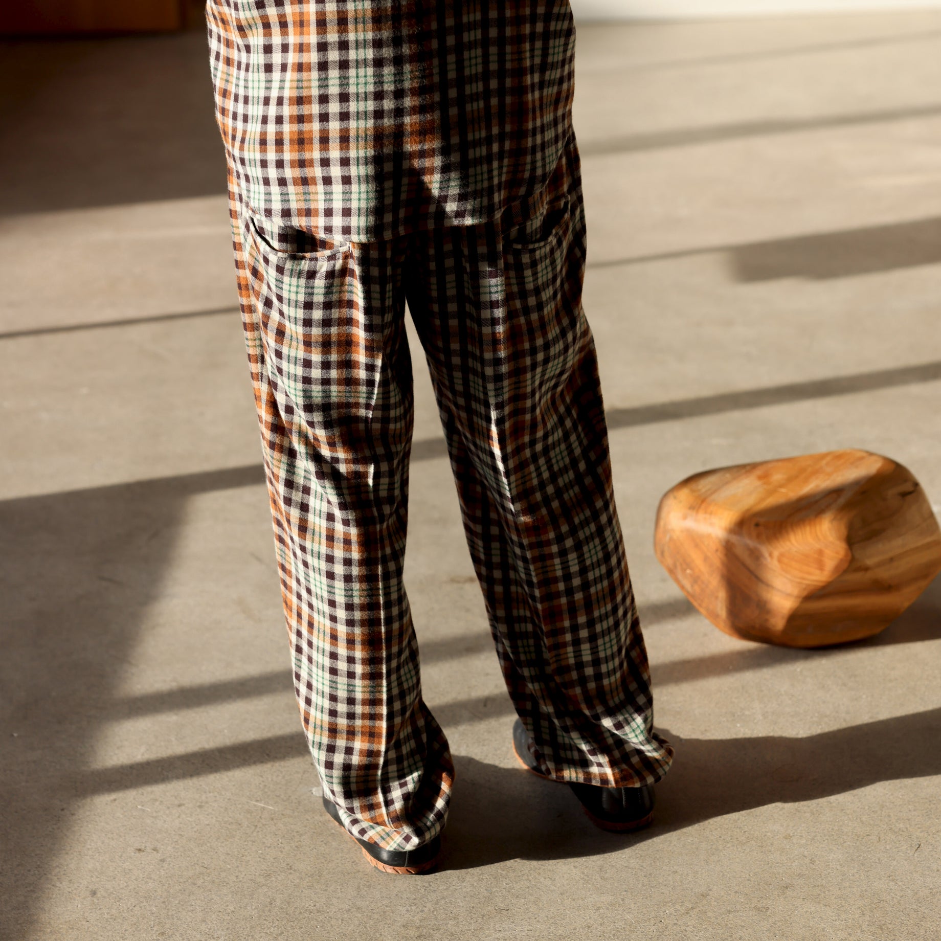 RAYON CHECK PANTS（BEIGE × BROWN）