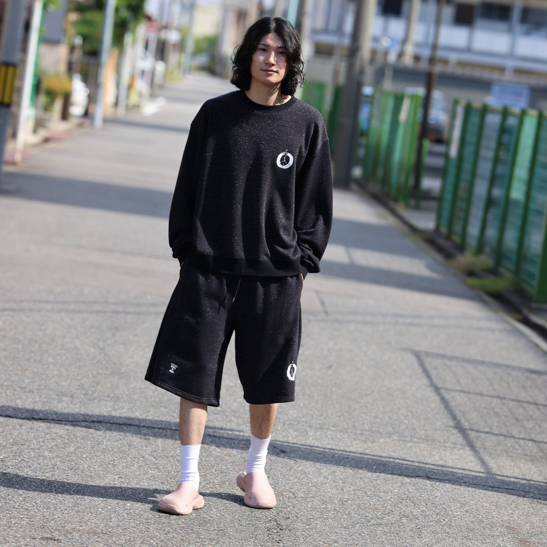 "PEACE" #01 GLITTER CN SWEAT （BLACK）