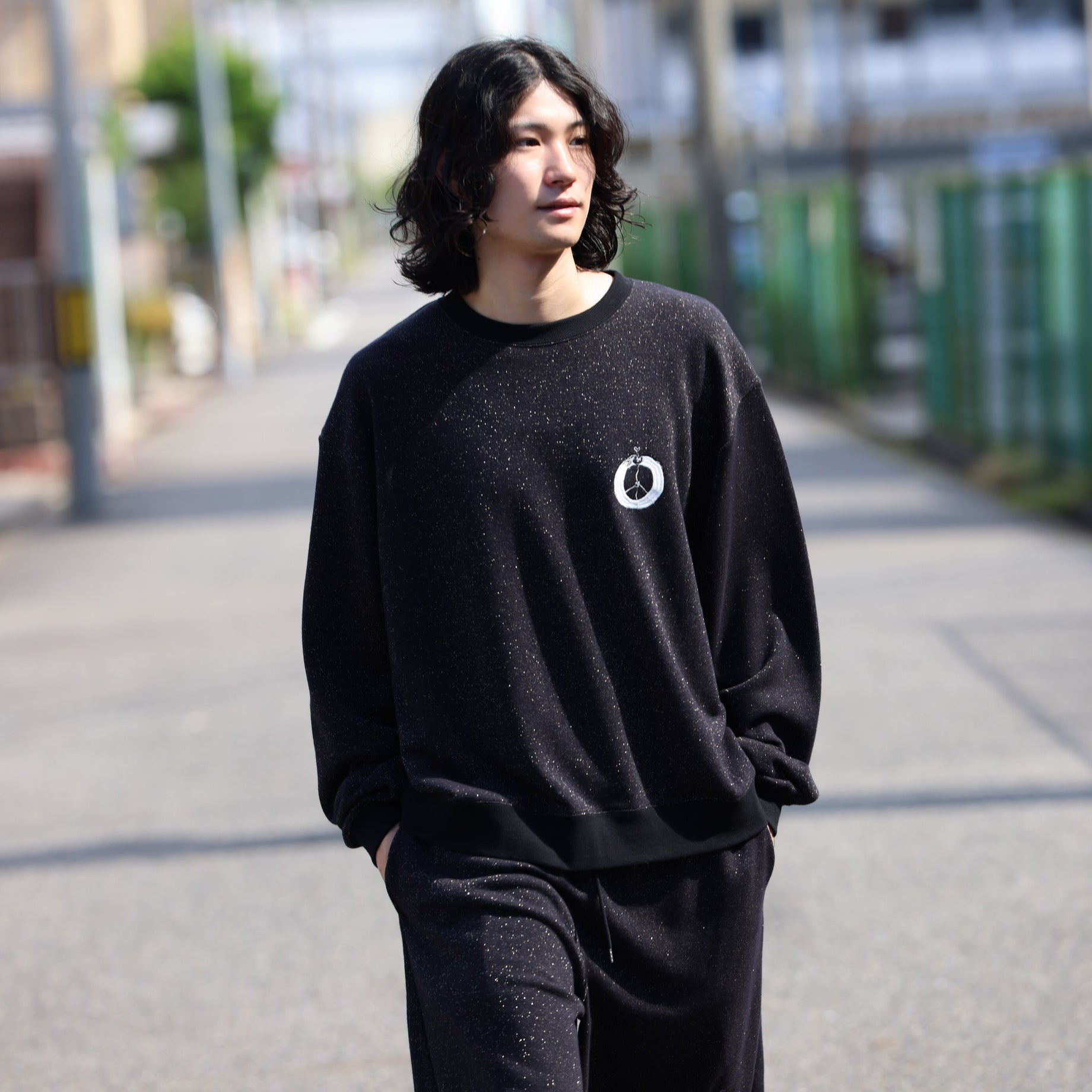 "PEACE" #01 GLITTER CN SWEAT （BLACK）