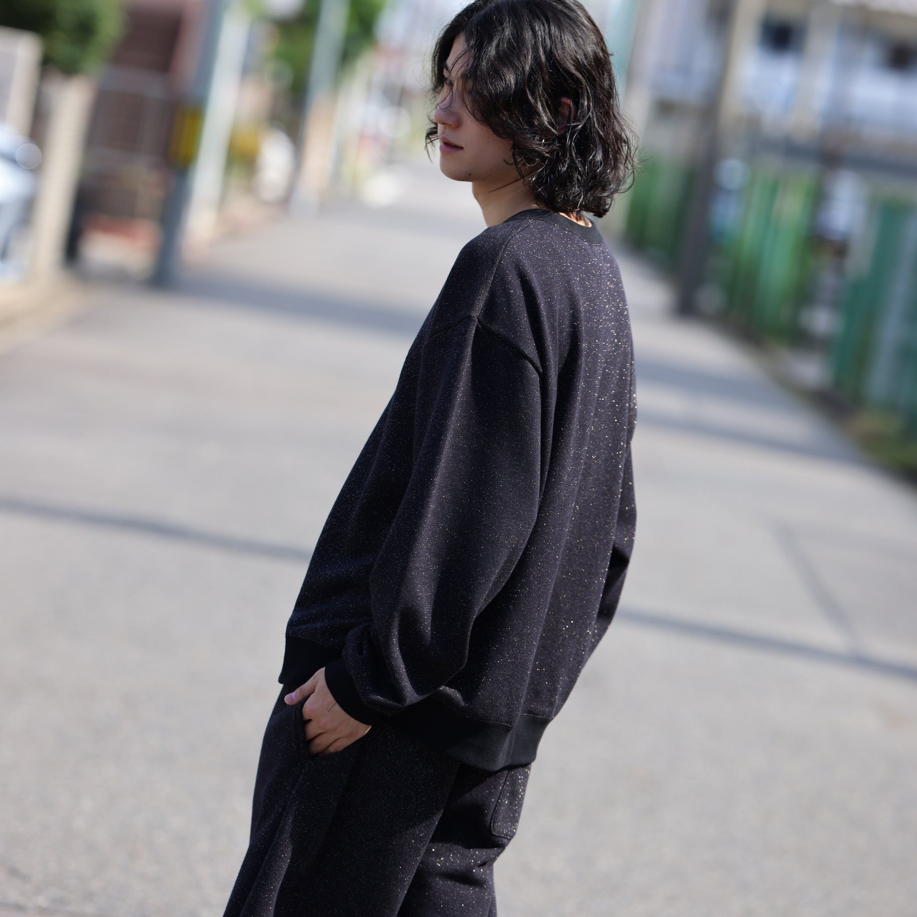 "PEACE" #01 GLITTER CN SWEAT （BLACK）