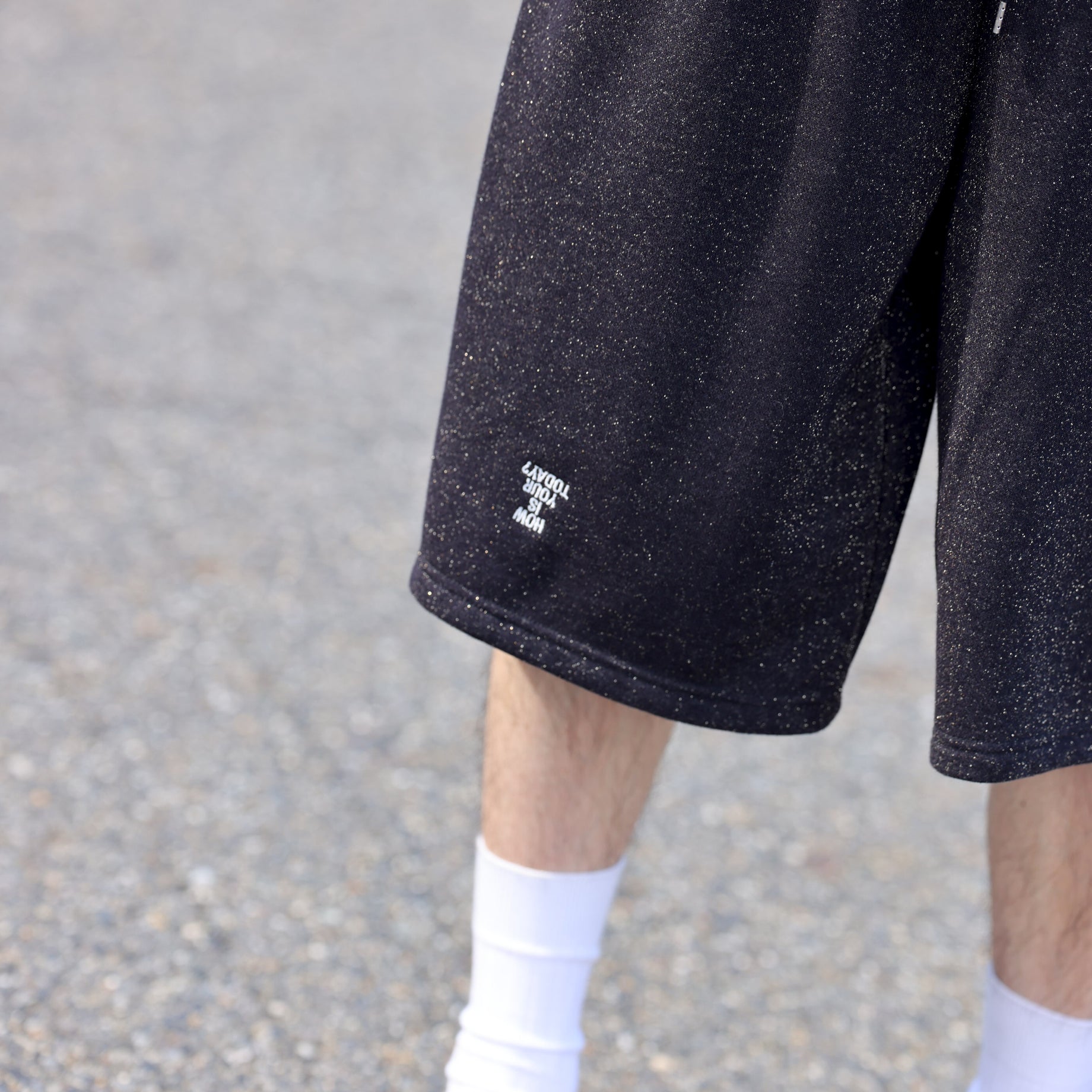 "PEACE" #01 GLITTER SWEAT SHORTS （BLACK）