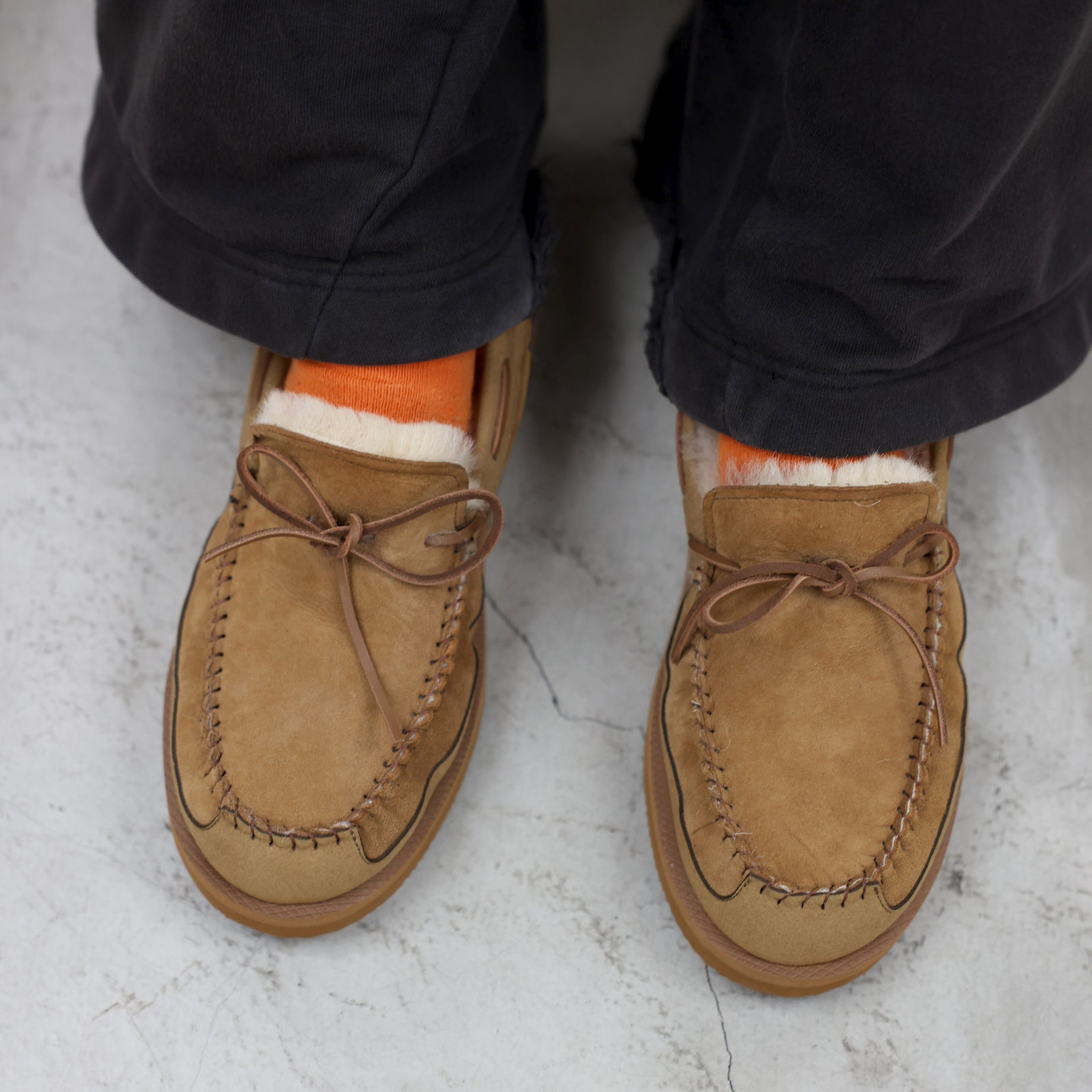 UNUSED × SUICOKE MOUTON MOCCASINS （BROWN）