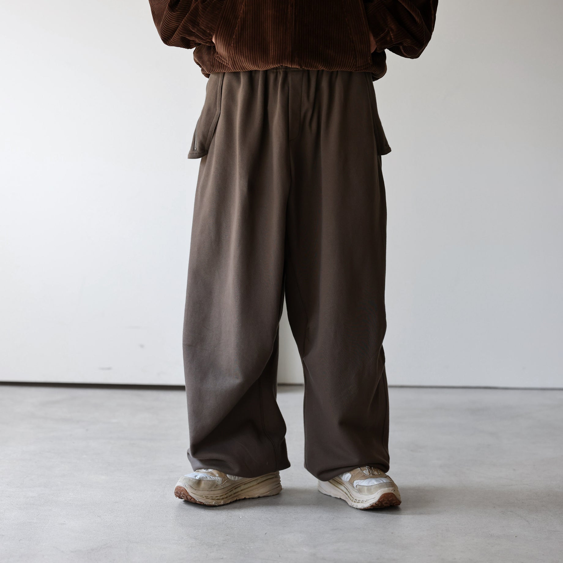 FROST MORNING PANTS （BROWN）