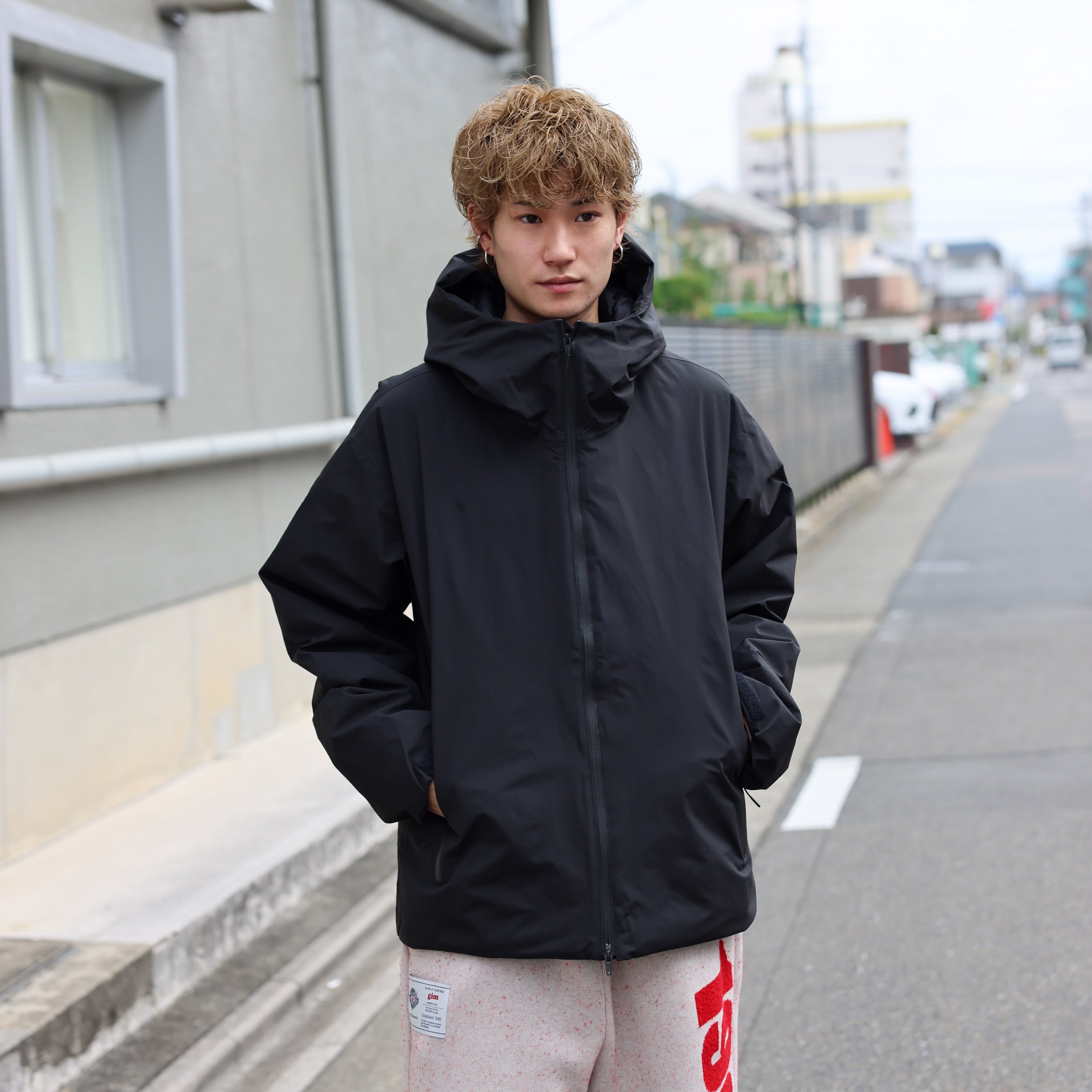 3LYR DOWN HOODIE（BLACK） – UNEVEN HUB STORE｜想像を超える、人と