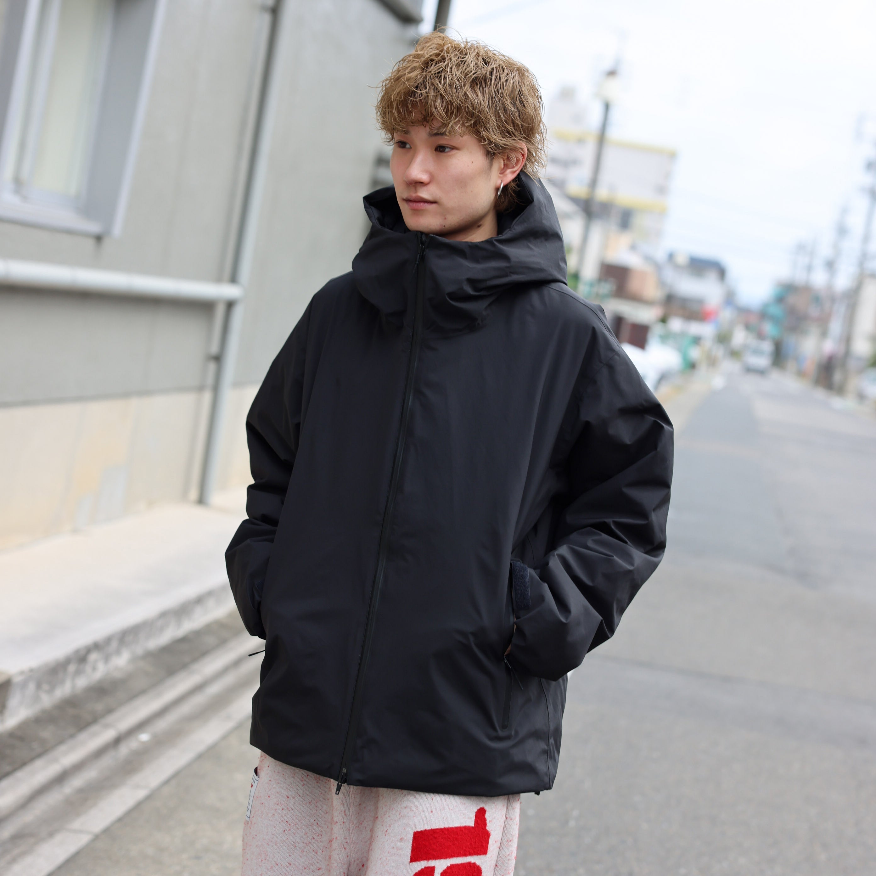 3LYR DOWN HOODIE（BLACK） – UNEVEN HUB STORE｜想像を超える、人と