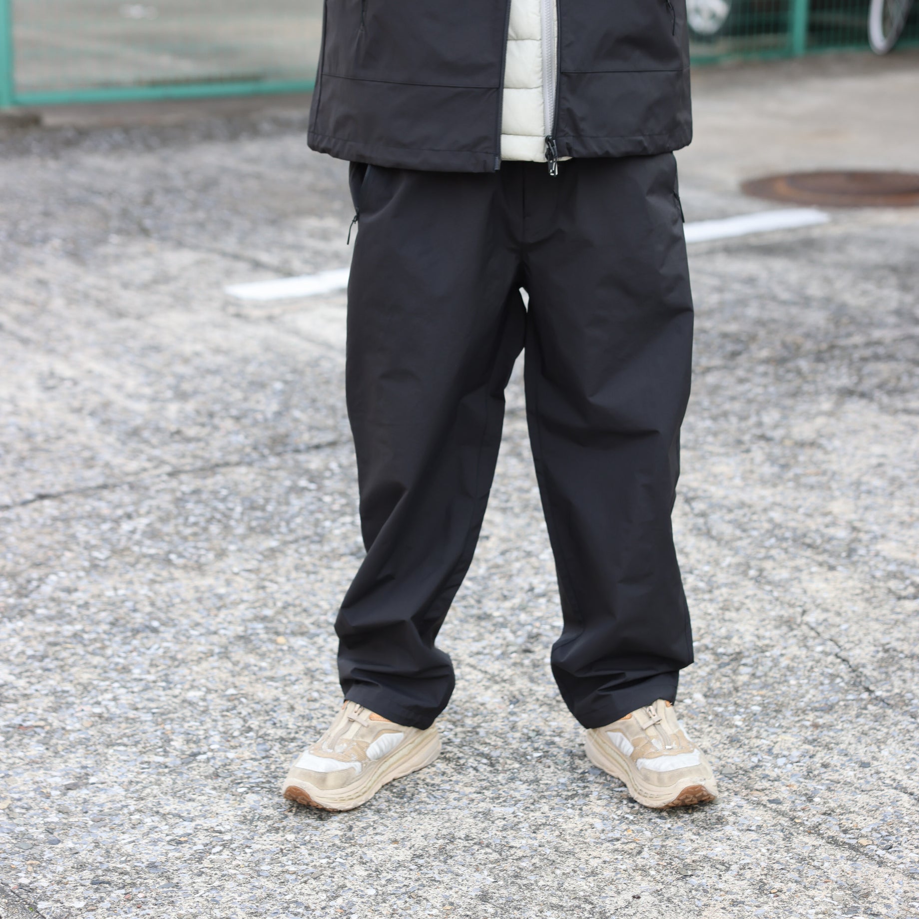 NYLON PANTS（BLACK）