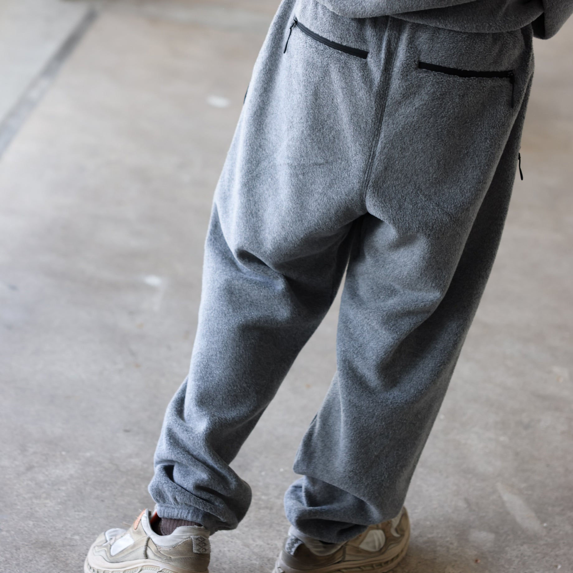FLEECE PANTS（GRAY）