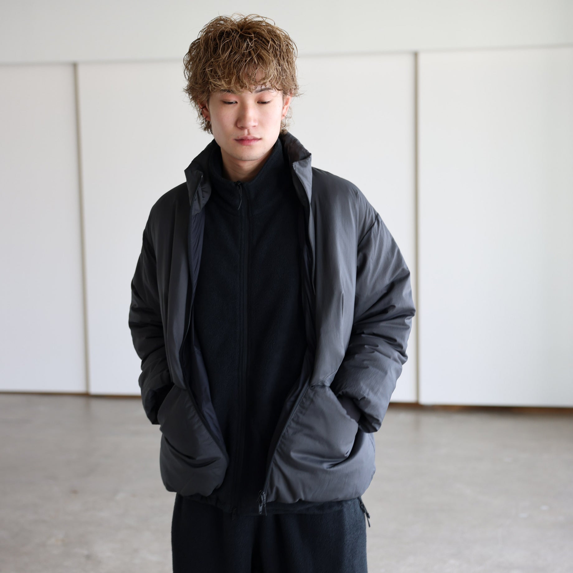 LIGHT DOWN JACKET（D.CHARCOAL）