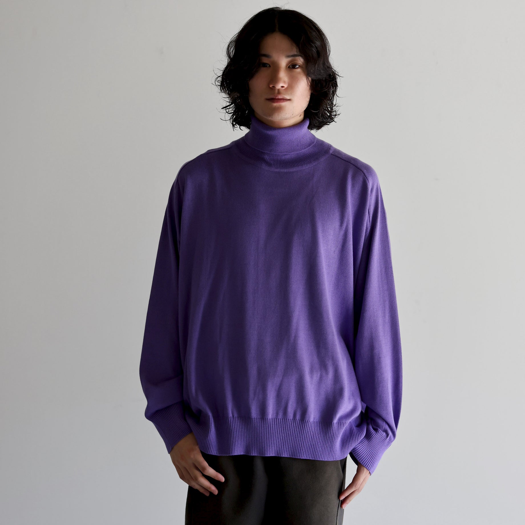 TURTLE NECK KNIT （L.PURPLE）