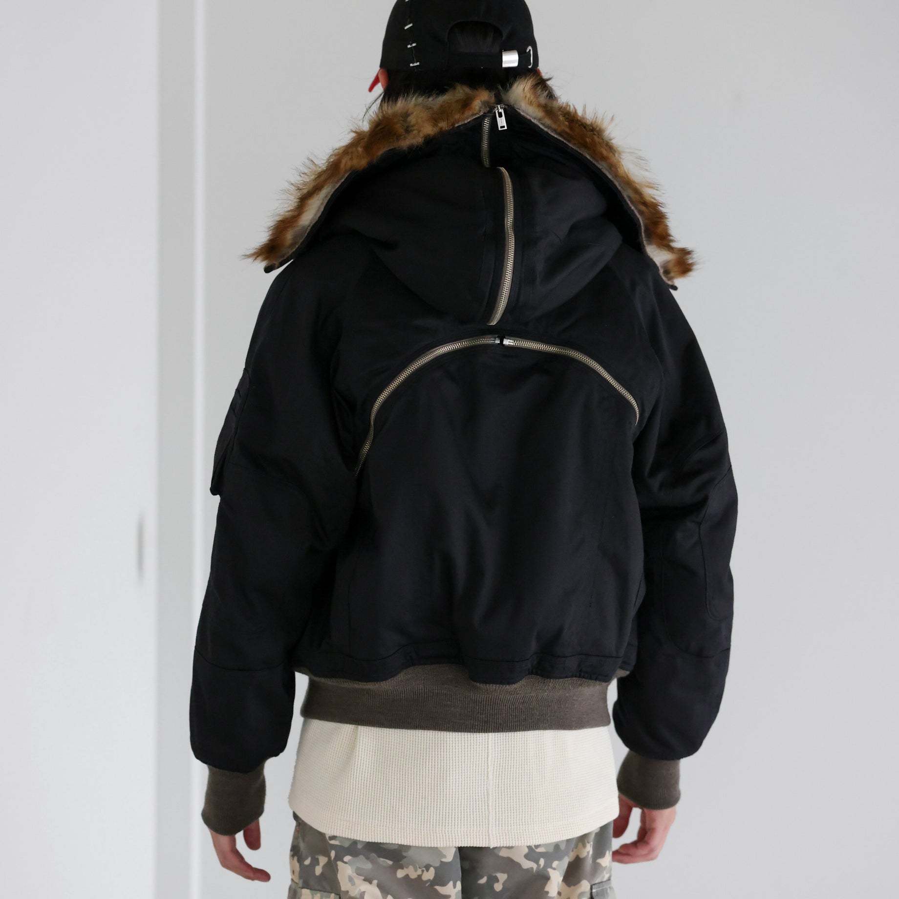 N-2 JACKET（BLACK）