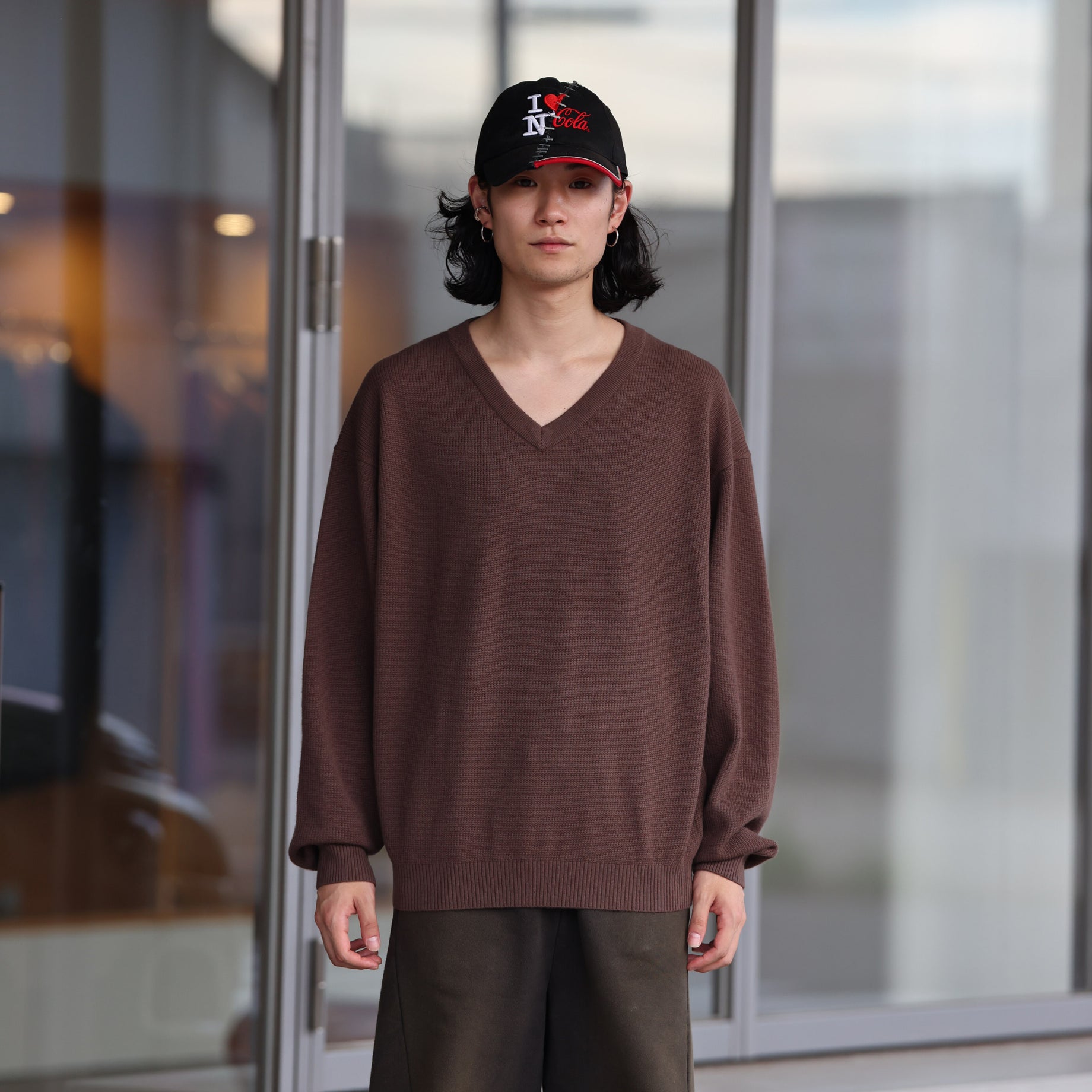 V NECK P/O （BROWN）