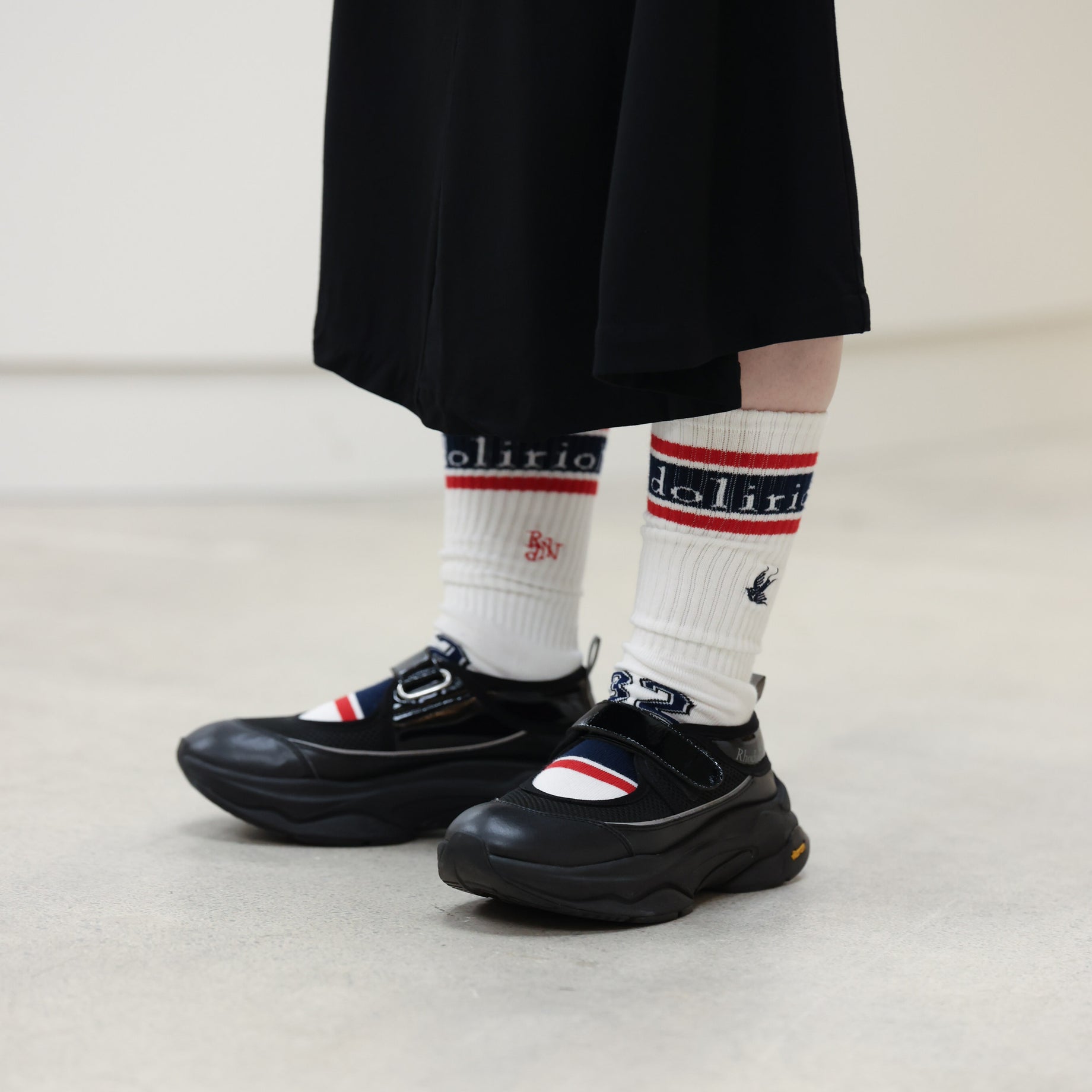 LINE & NUMBERING SOCKS （WHITE）