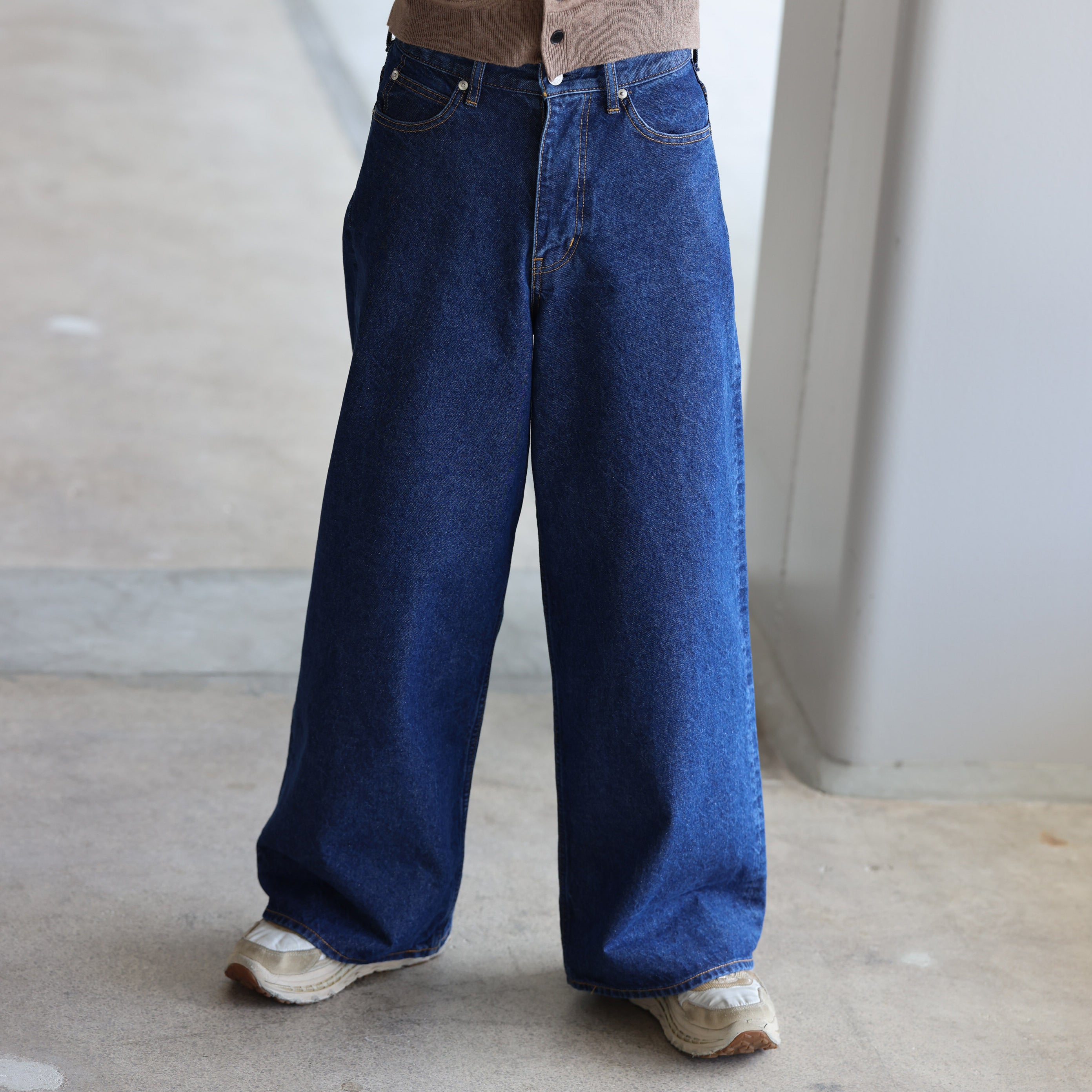 パンツ MB BAGGY JEANS - INDIGO / 44 25aw MB BAGGY JEANS （INDIGO） – UNEVEN HUB STORE｜想像を超える、人と