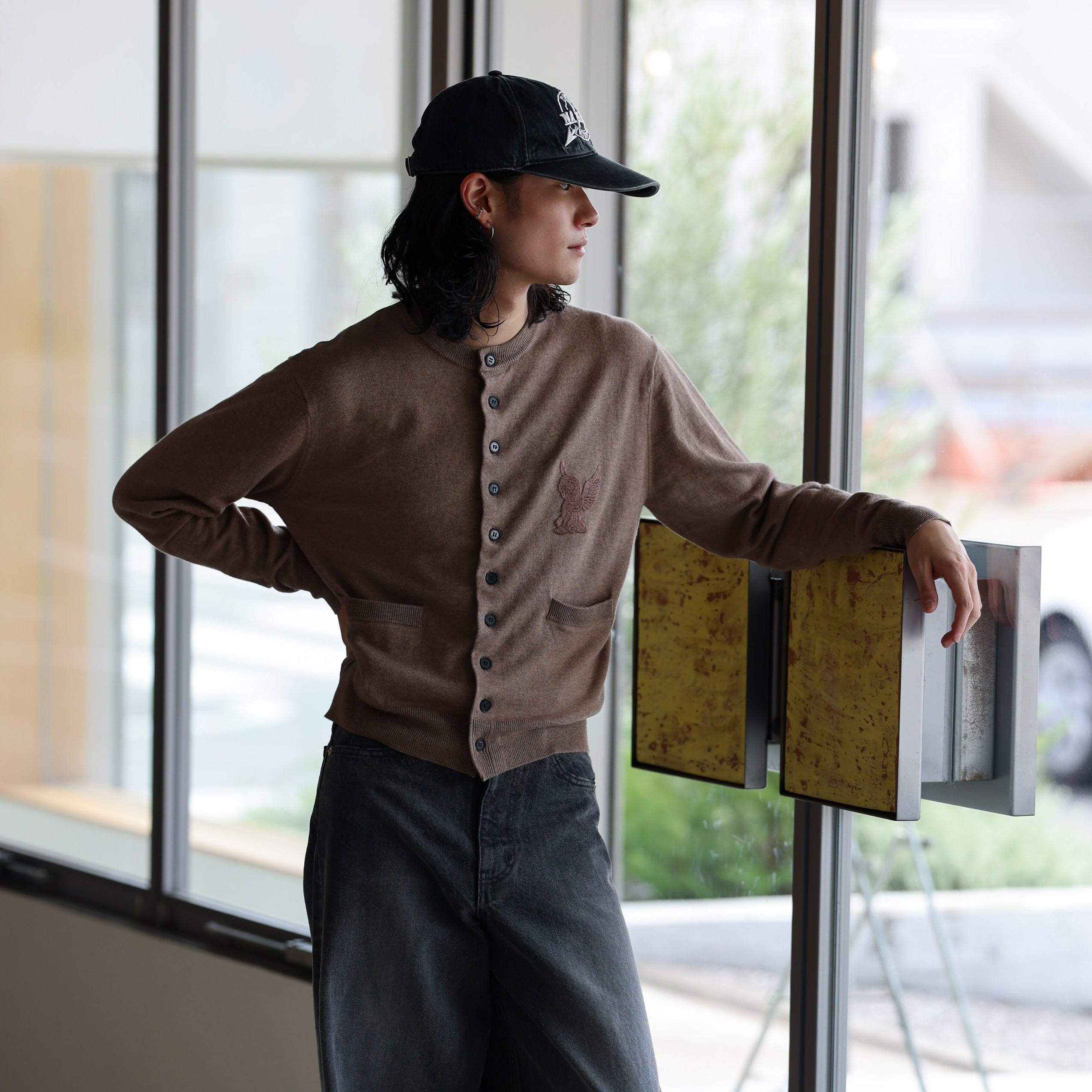 10 BUTTONS CARDIGAN （BEIGE） – UNEVEN HUB STORE｜想像を超える、人