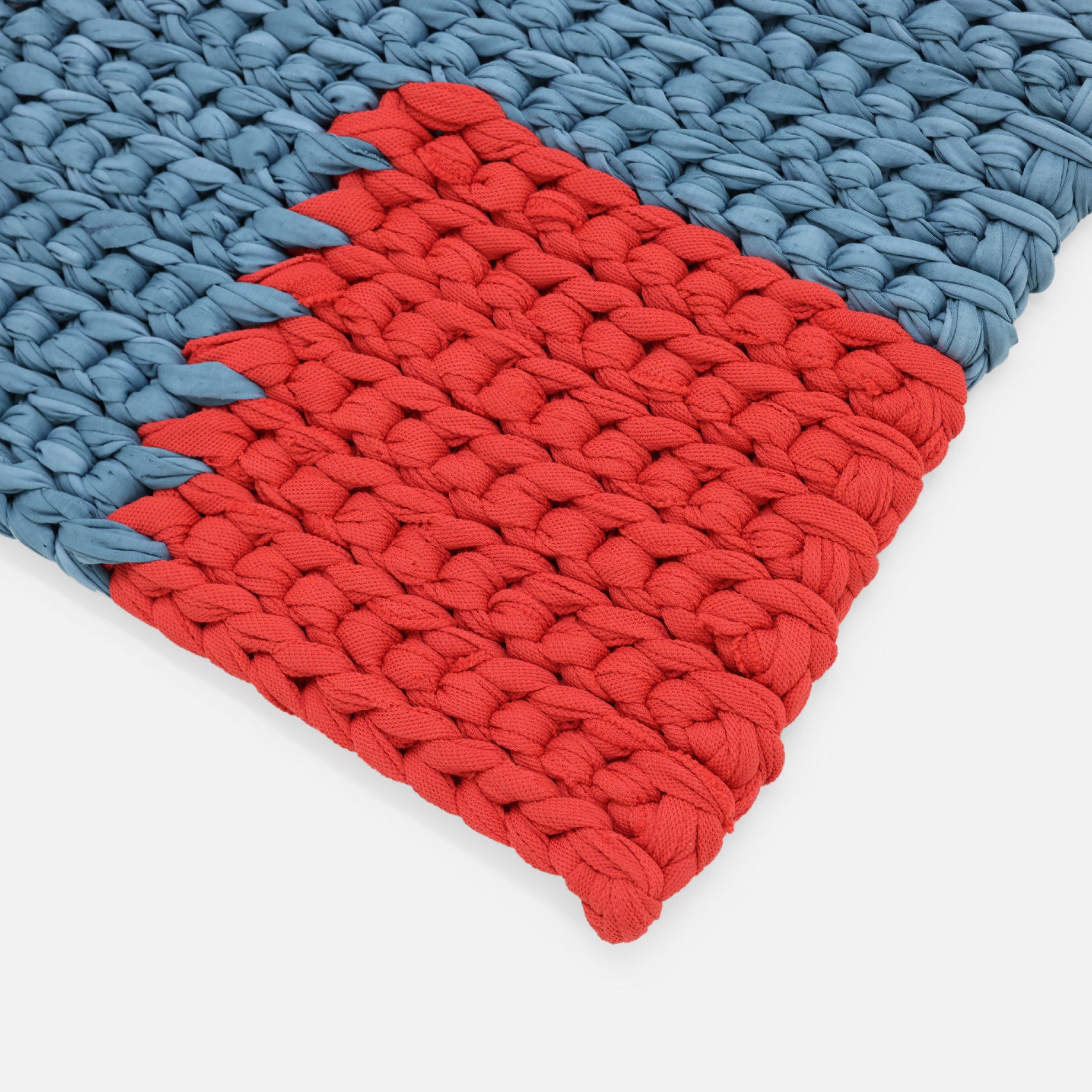 Reused Textile Rug（Turquoise Red）