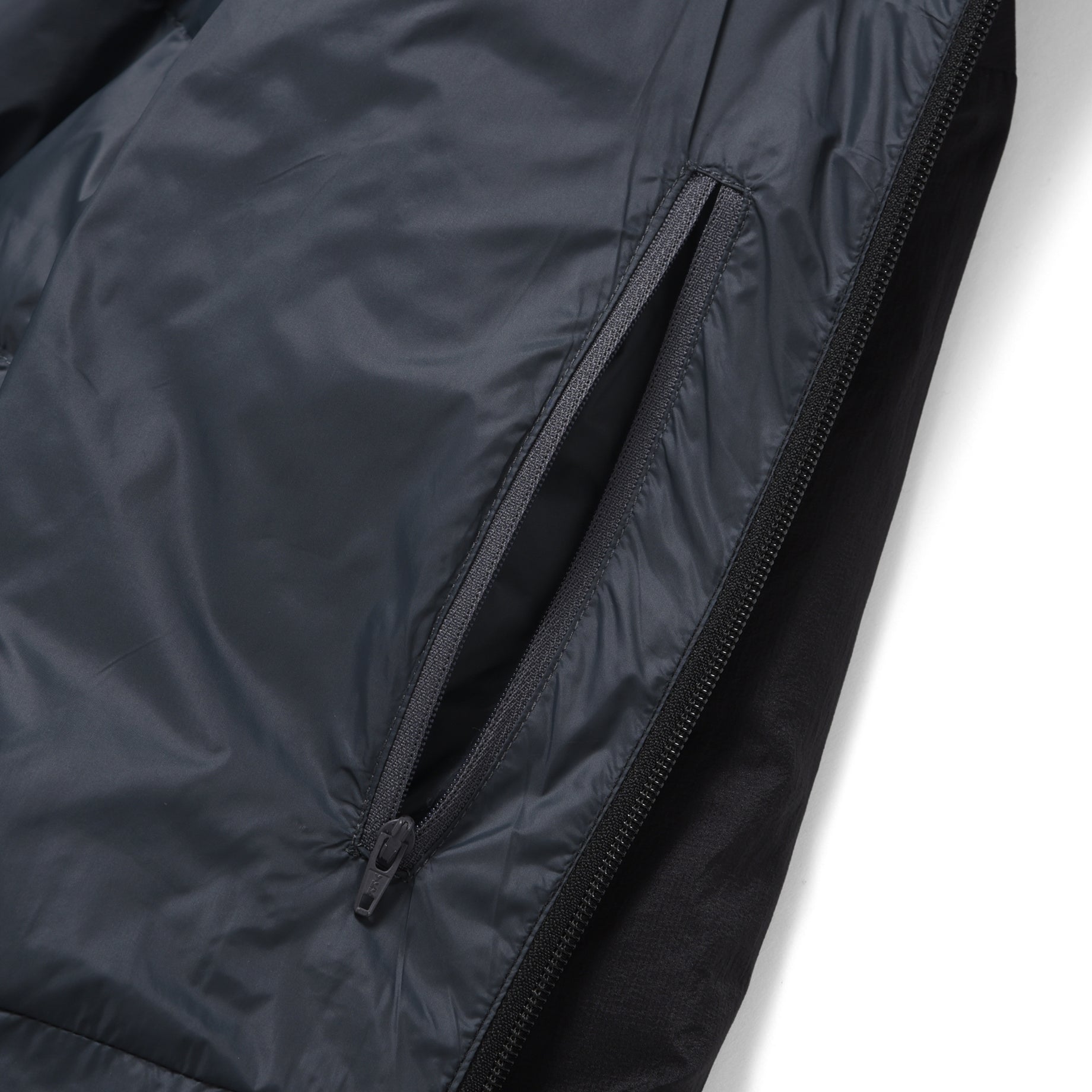LIGHT DOWN JACKET（BLACK）