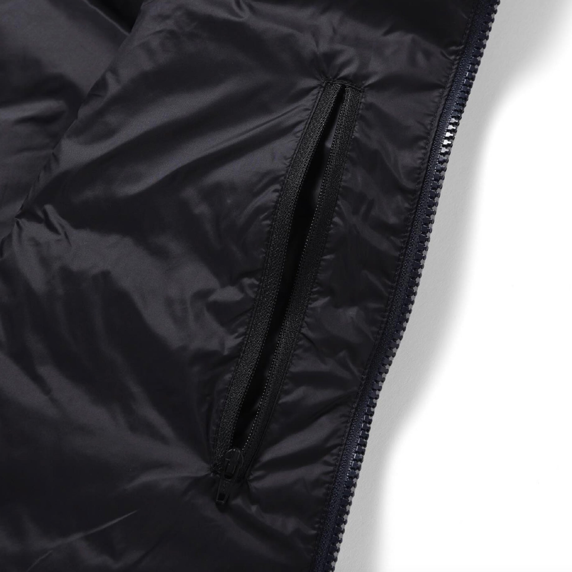 MIDDLE DOWN VEST（NAVY）