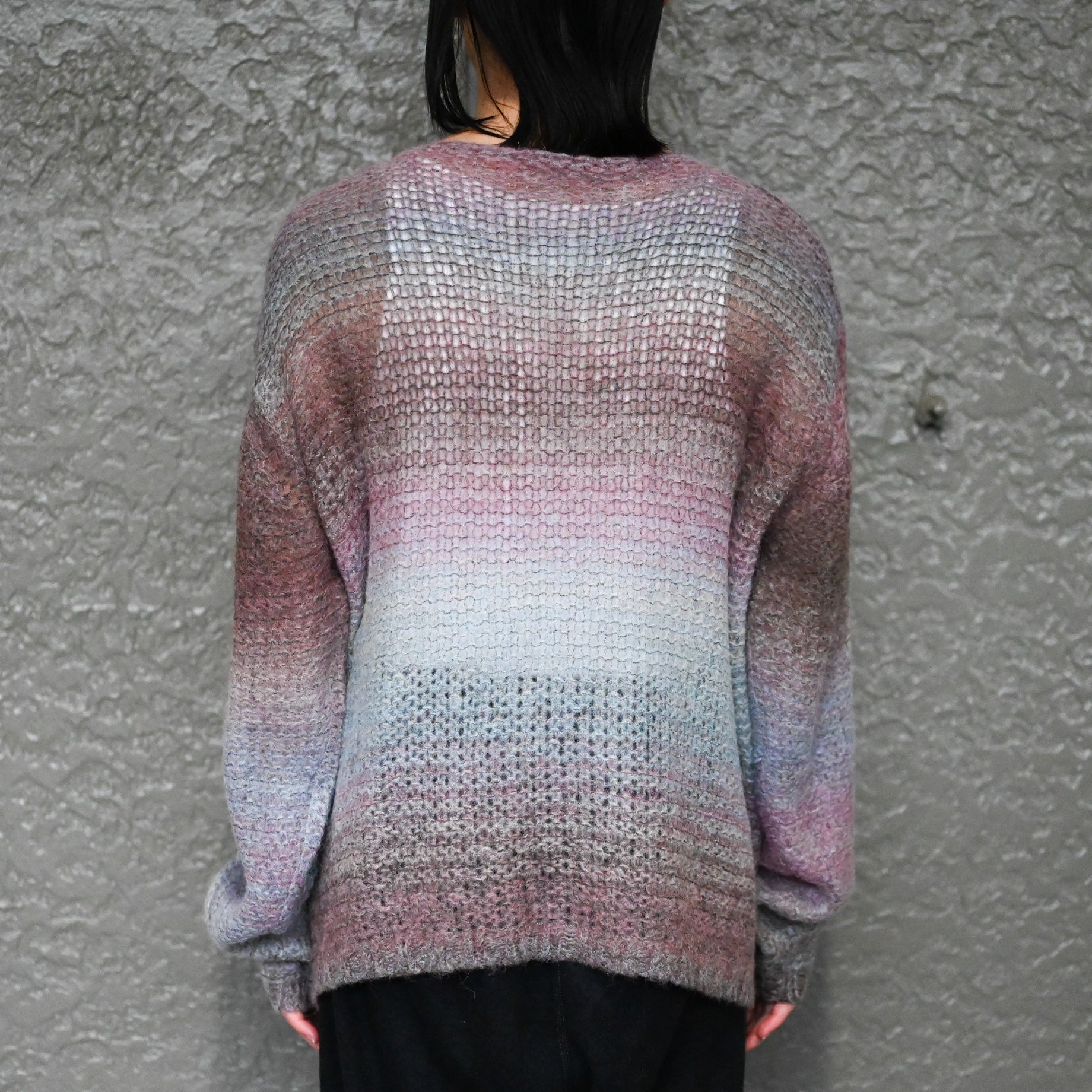 CREW NECK KNIT（GRAY × PINK）