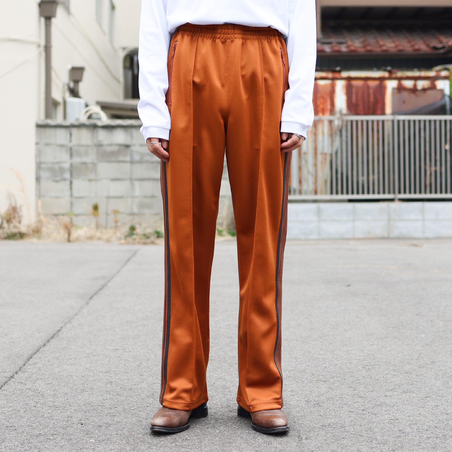 TRACK PANT - POLY SMOOTH（RUST）