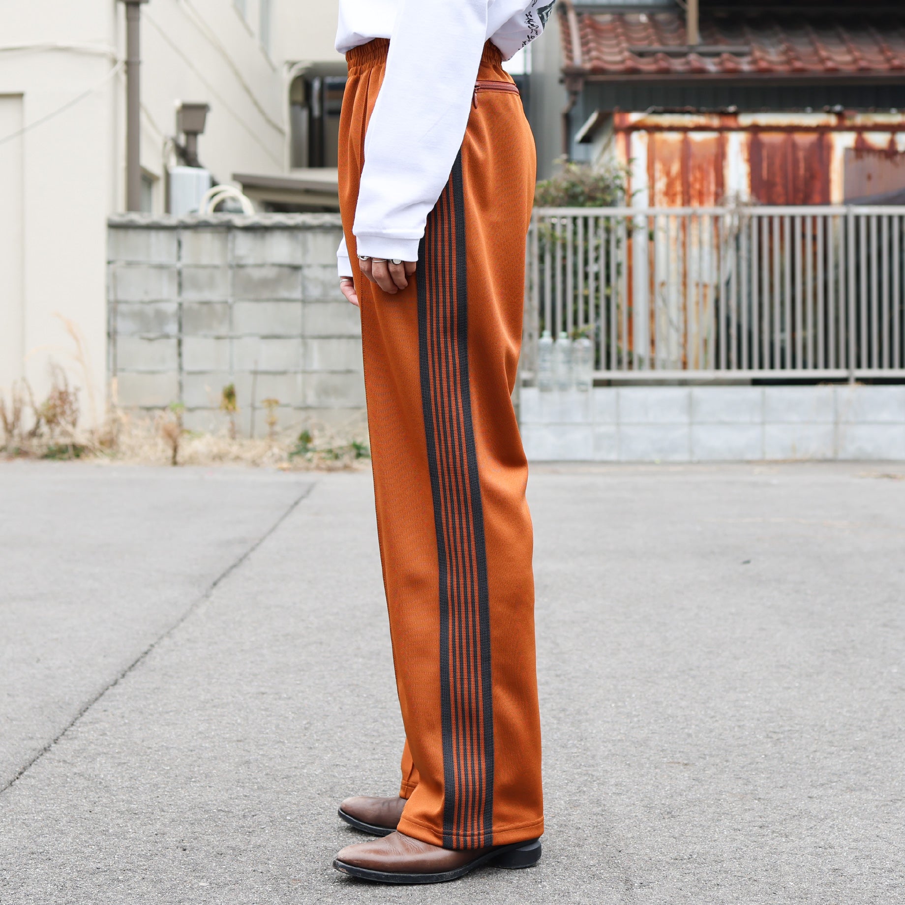 TRACK PANT - POLY SMOOTH（RUST）