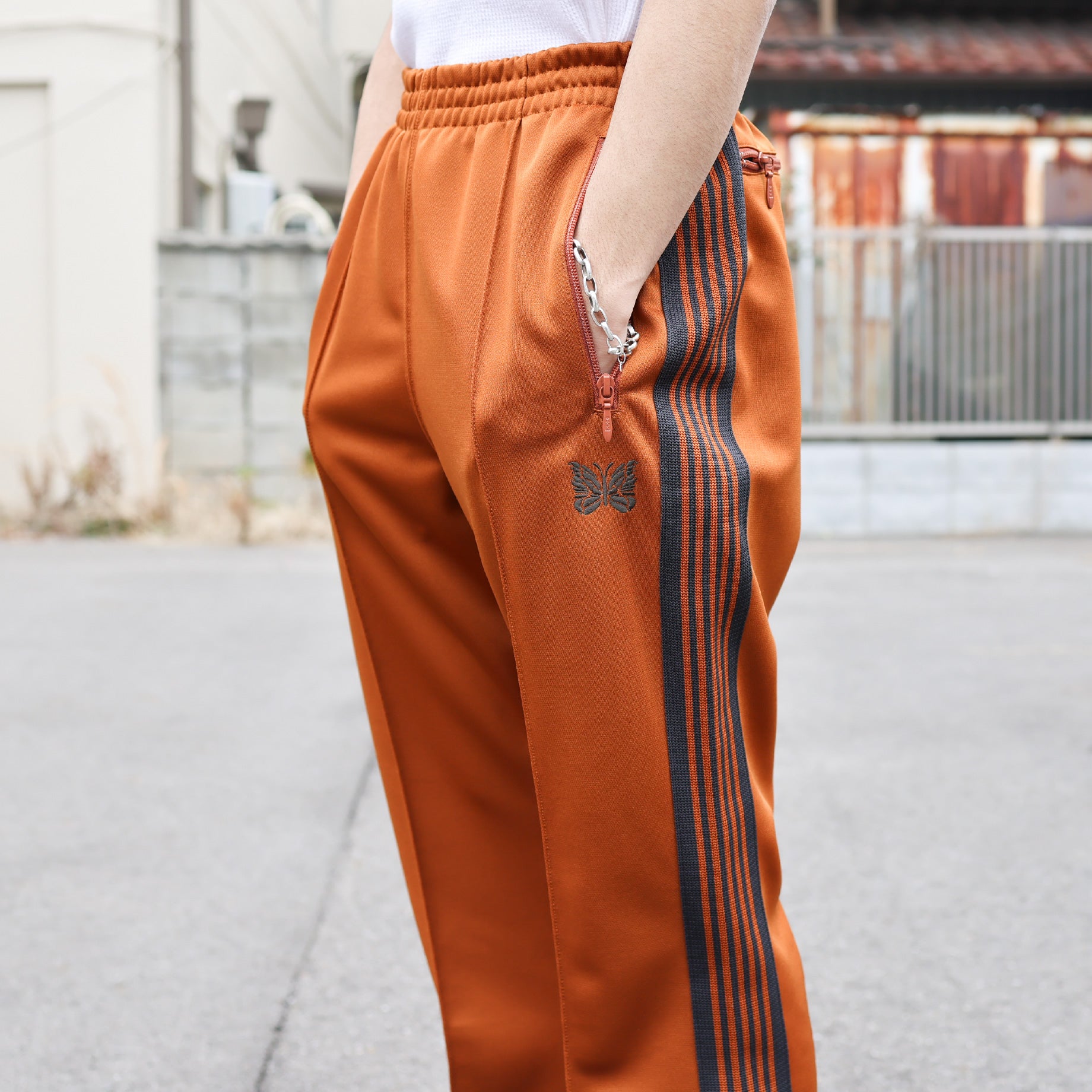 BOOT-CUT TRACK PANT - POLY SMOOTH （RUST）