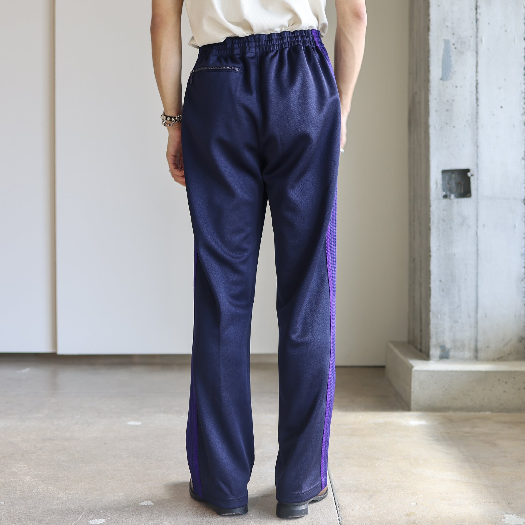 TRACK PANT - POLY SMOOTH（NAVY） – UNEVEN HUB STORE｜想像を超える ...
