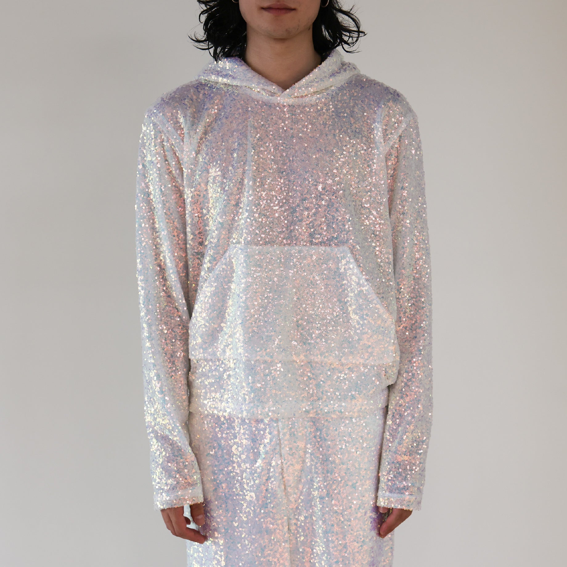 SEQUINS HOODIE（PEARL）