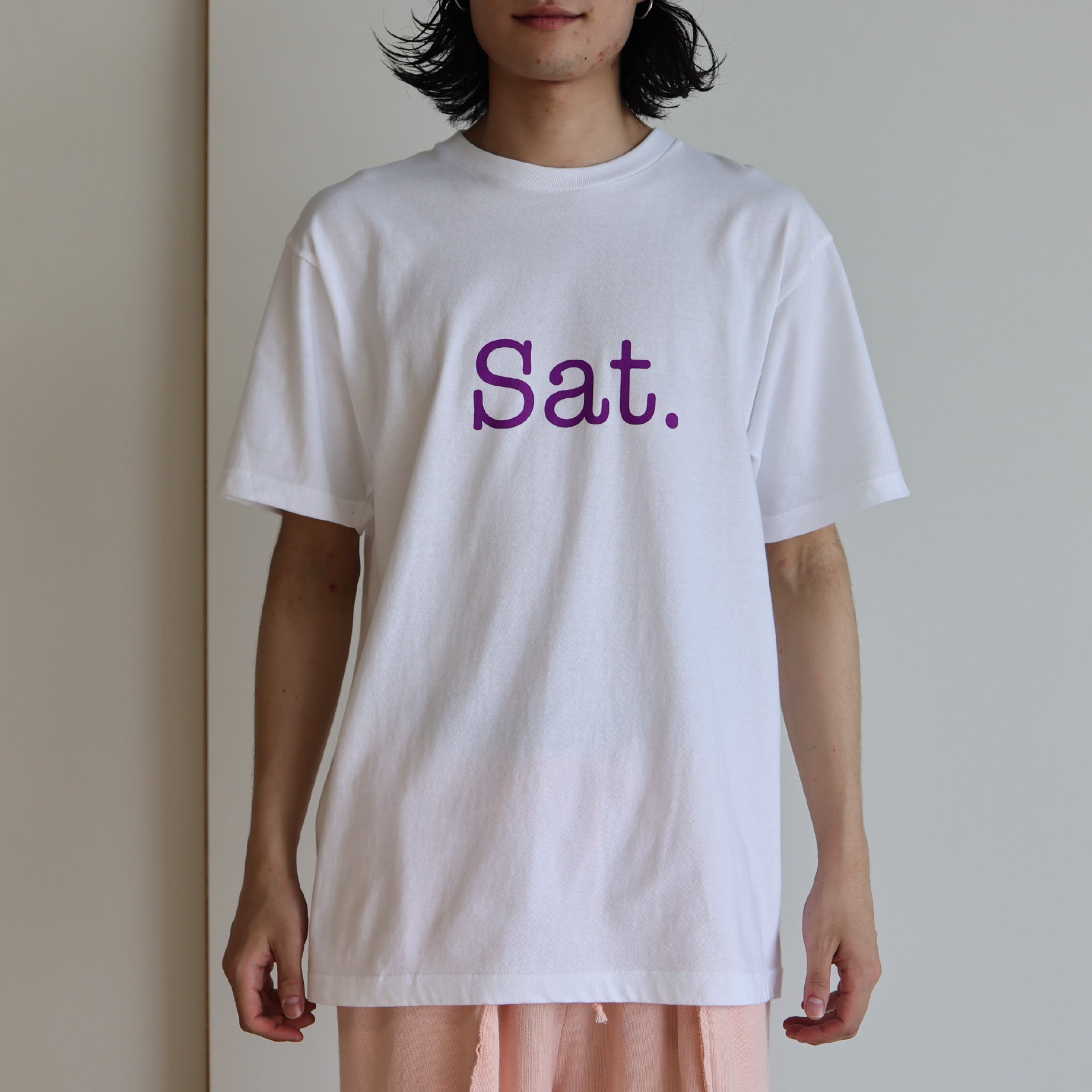 SATURDAY SS TEE（WHITE）