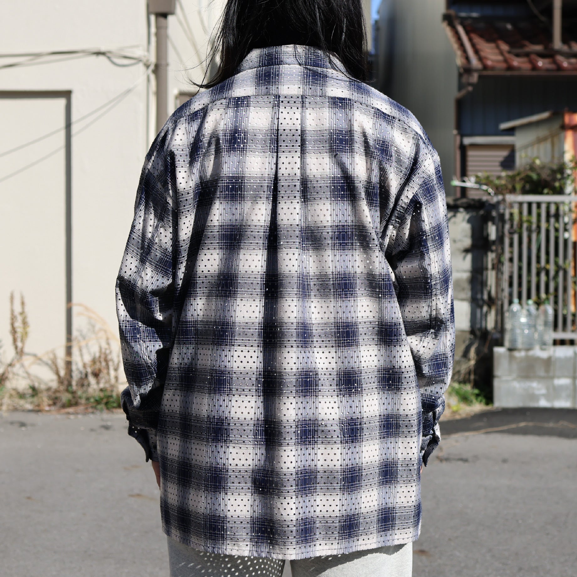 PUNCHING YAK OMBRE PLAID OPEN COLLER BLOUSE（BLUE OMBRE）