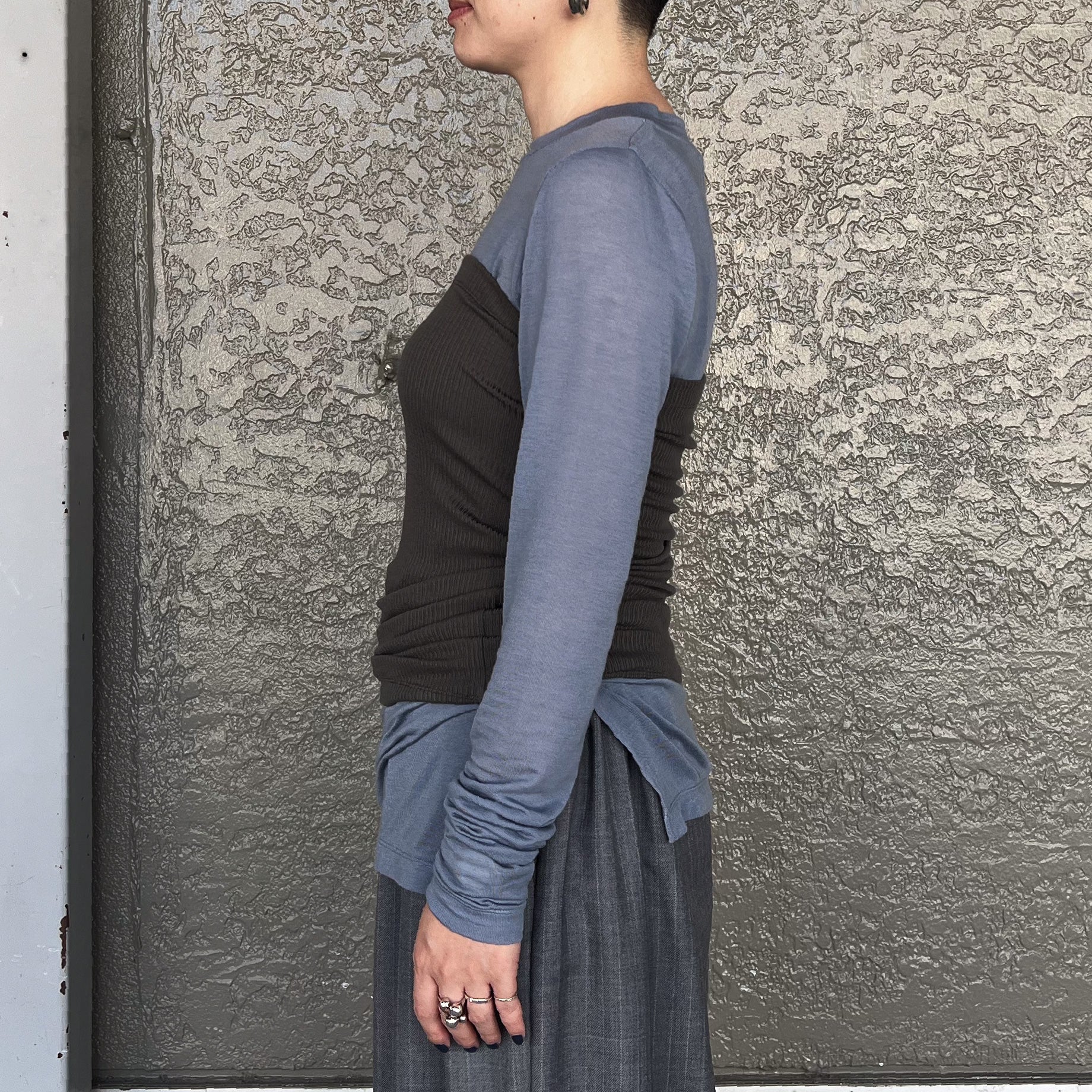 CASHMERE SILK JERSEY LAYERED TOP（BLUE×KHAKI）