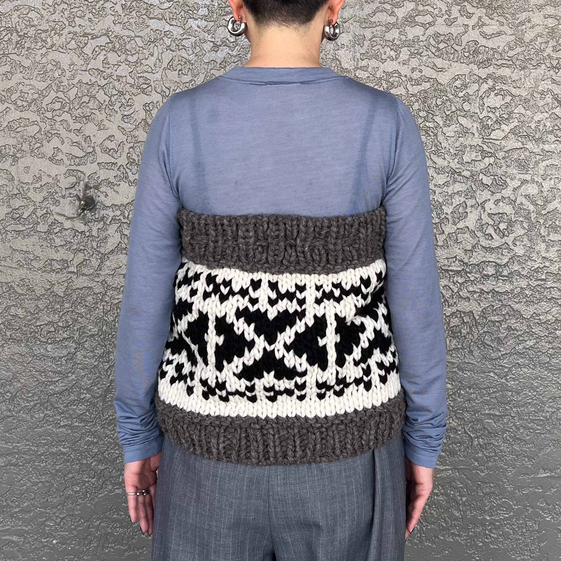 COWICHAN TWO-WAY SWEATER（TAUPE）