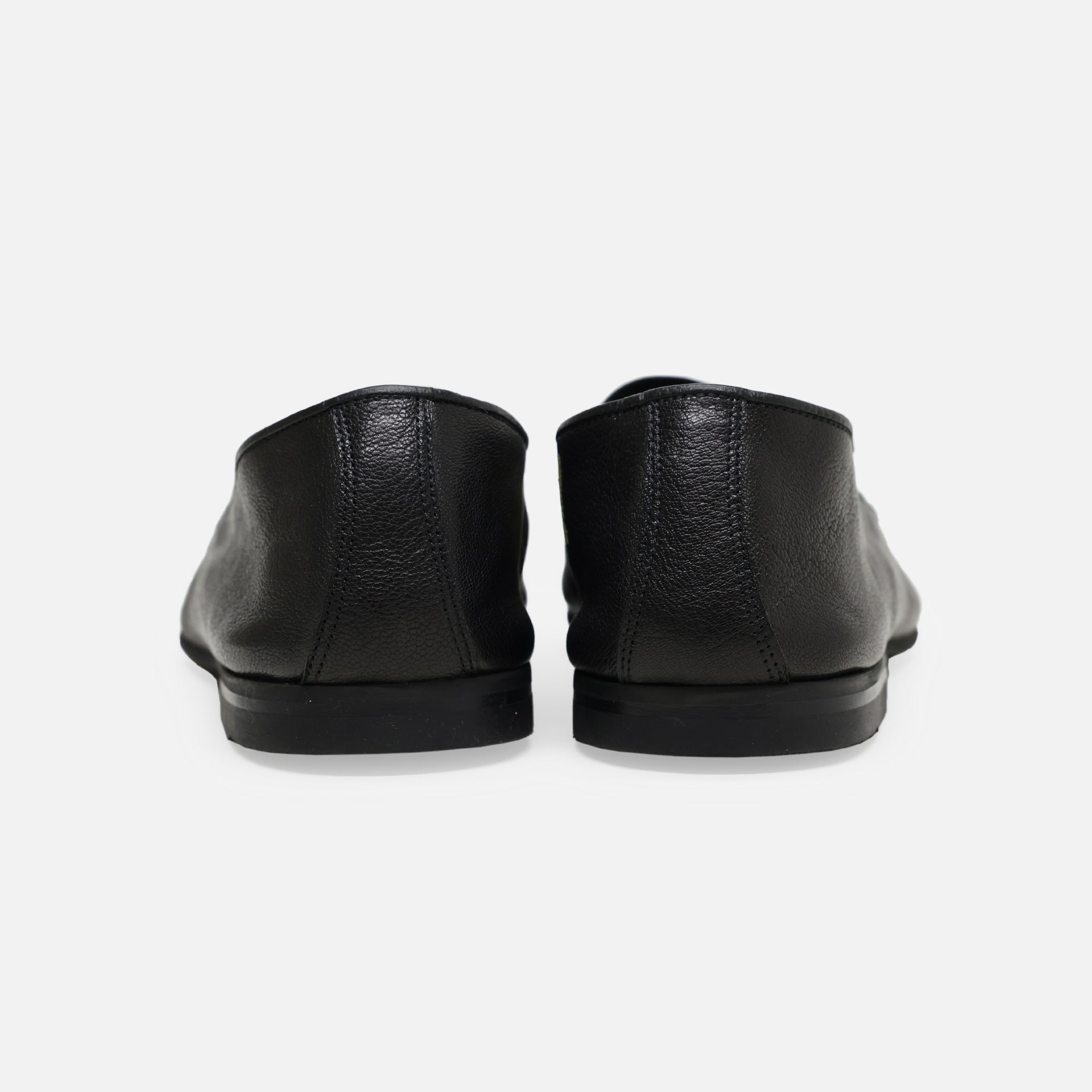 UNLINED TASSEL BIT SLIP-ON（BLACK GRAIN） – UNEVEN HUB STORE｜想像を超える、人とモノのハブ体験