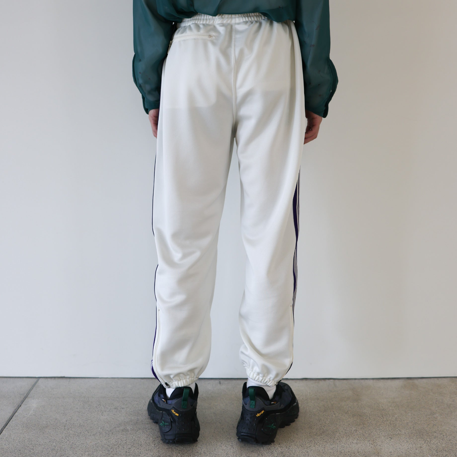 ZIPPED TRACK PANT - POLY SMOOTH（ICE WHITE）