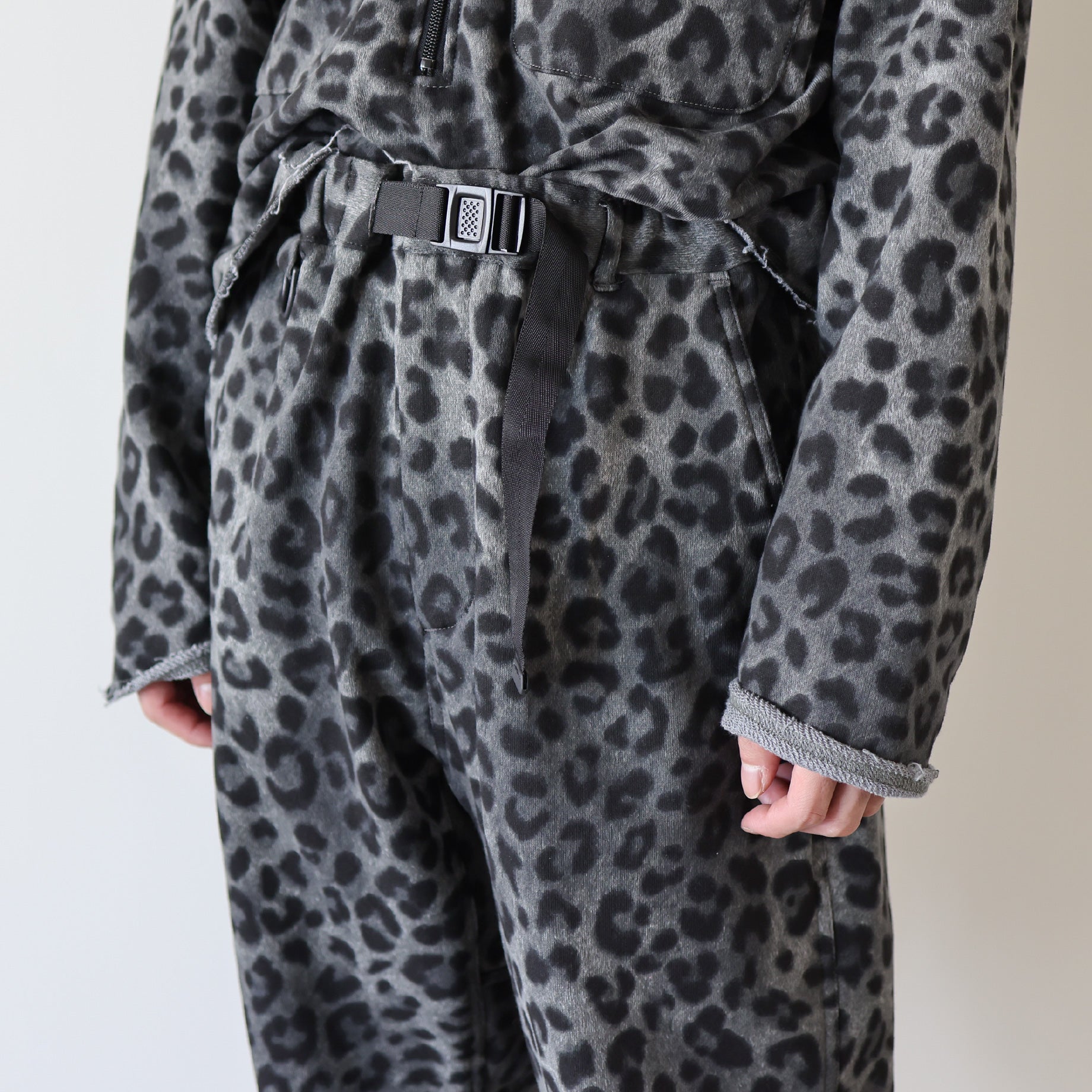 EZ PANT - FRENCH TERRY  / LEOPARD PRINTED（BLACK）